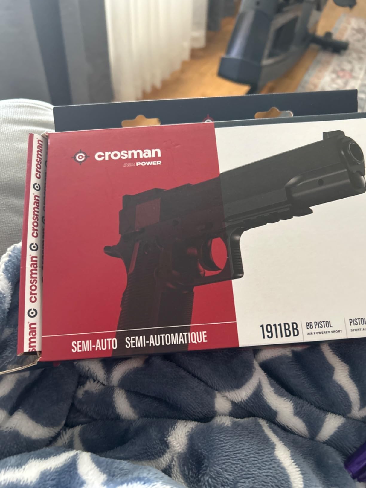 Crosman 1911BB Semi-Auto CO2 Powered BB Pistol - 480 FPS - Black customer photo 1