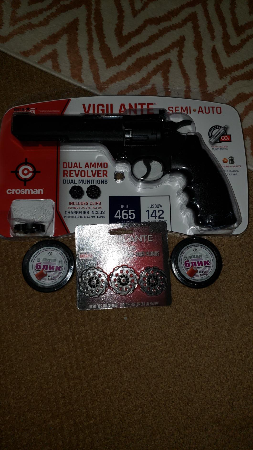 Crosman Vigilante CO2 .177-Caliber Pellet and BB Revolver - 10-Shot Pellet Clip, 6-Shot BB Clip - 465 FPS - Black customer photo 1