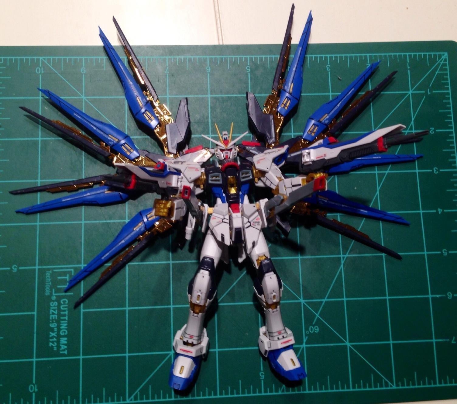 Bandai Hobby - Gundam SEED Destiny - #14 RG Strike Freedom, Bandai Spirits 1/144 Model Kit customer photo 1