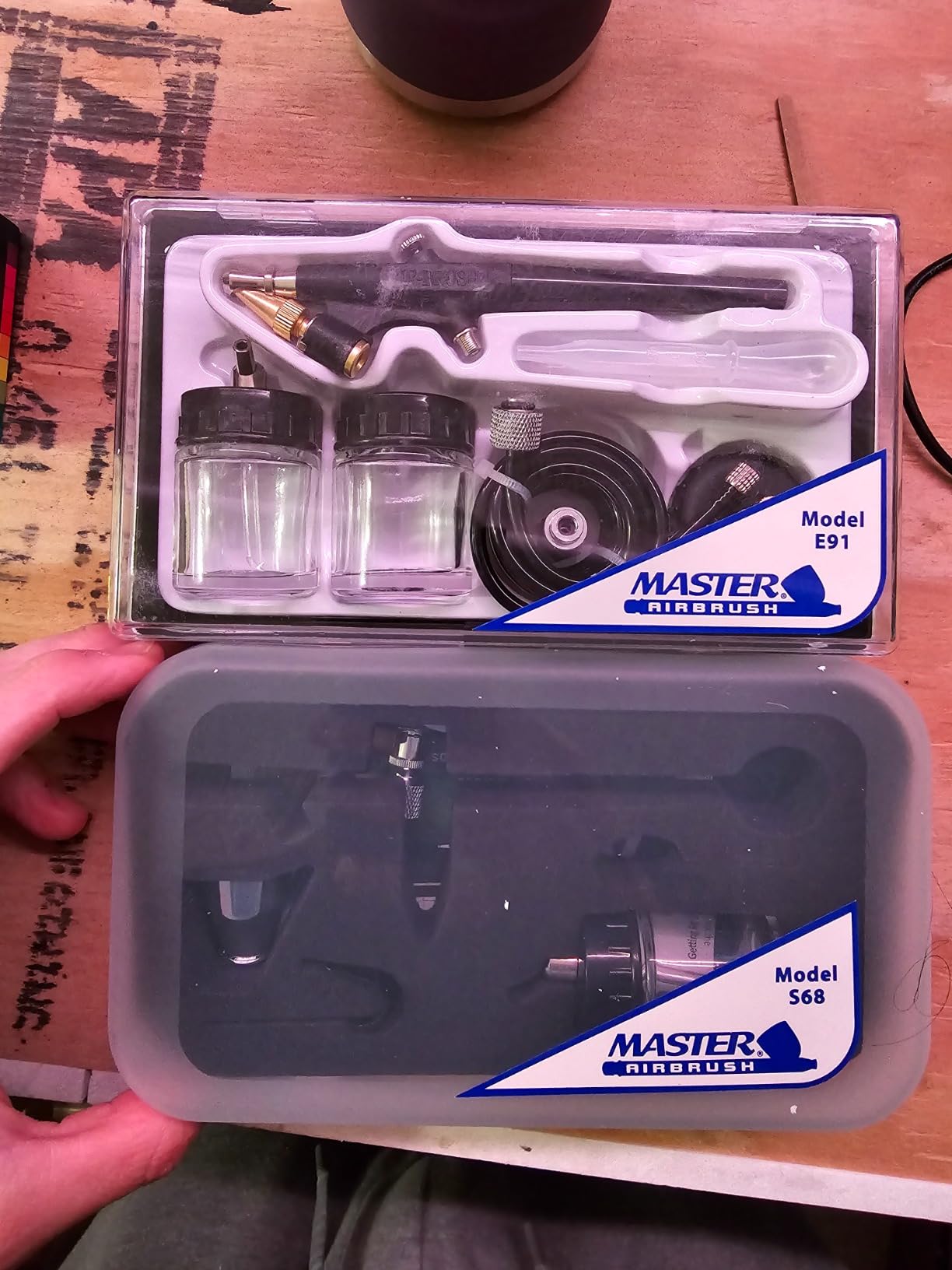Master Airbrush Cool Runner II Airbrush Kit with 3 Airbrushes Acrylic Paint customer photo 1