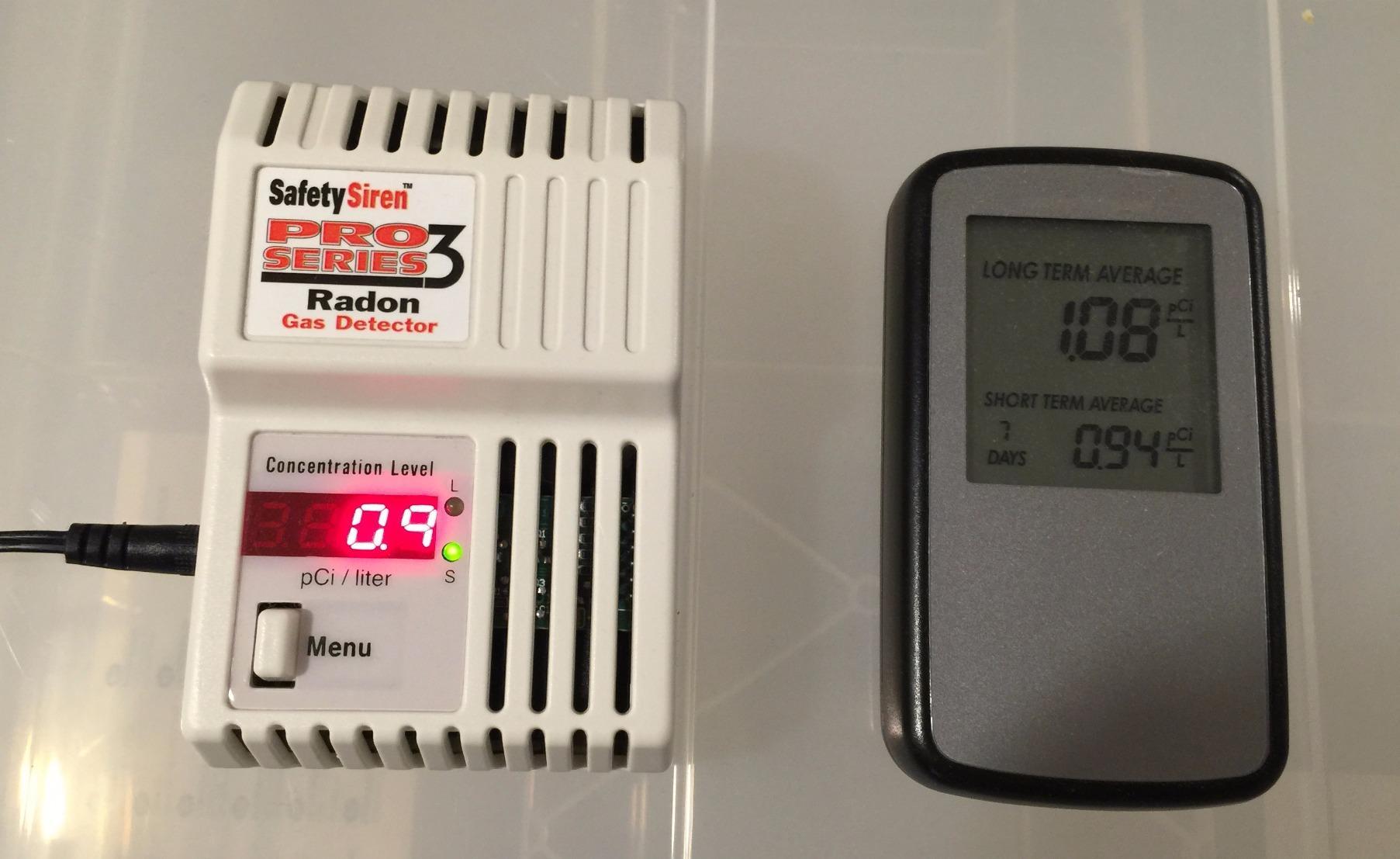 Airthings Corentium Home Radon Detector 223 Portable, Lightweight, Easy-to-Use, (3) AAA Battery Operated, USA Version, pCi/L customer photo 2