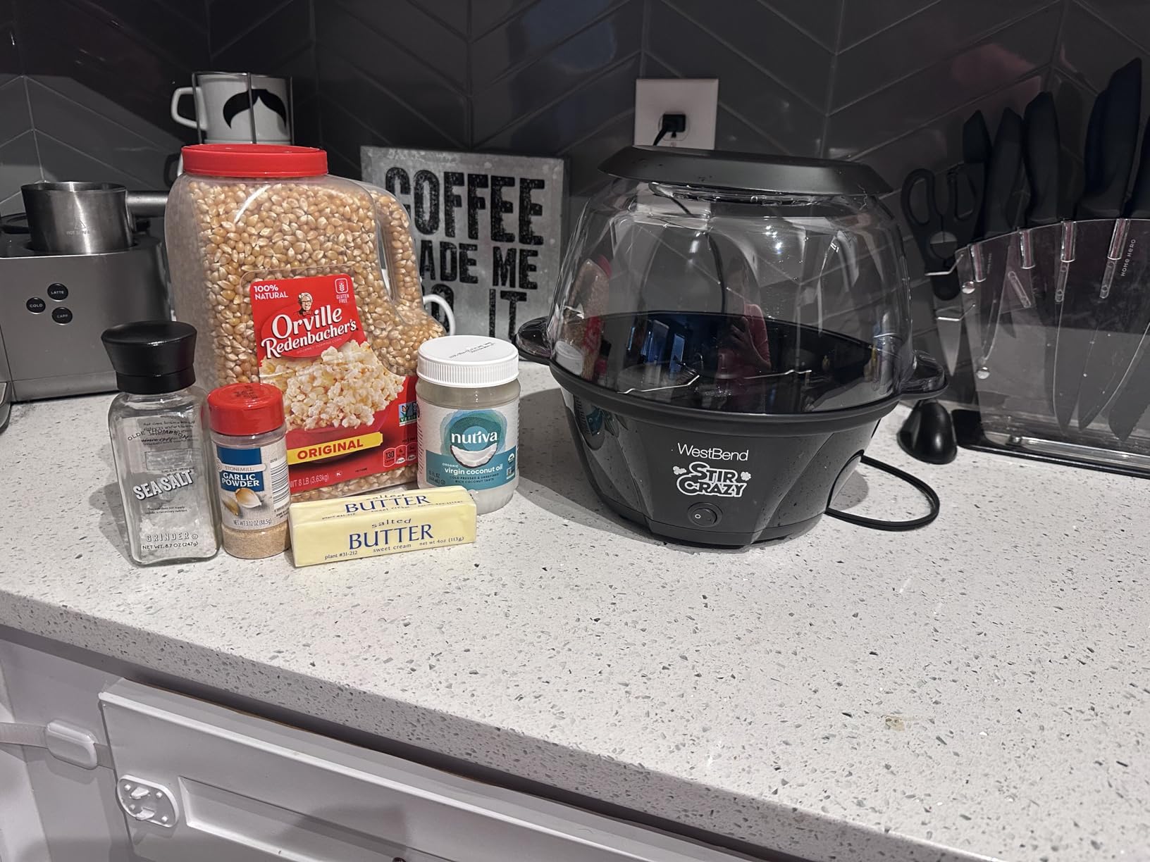 West Bend Stir Crazy Hot Oil Popcorn Popper, Popcorn Maker Machine with Large Serving Bowl Lid and Stirring Rod Perfect for Movie Night Snack Time or Parties, 6-Quart, Red customer photo 1