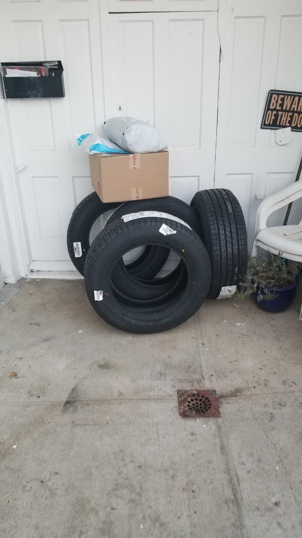 Yokohama GEOLANDAR H/T G056 All-Season Radial Tire - 255/70R18 112H customer photo 1