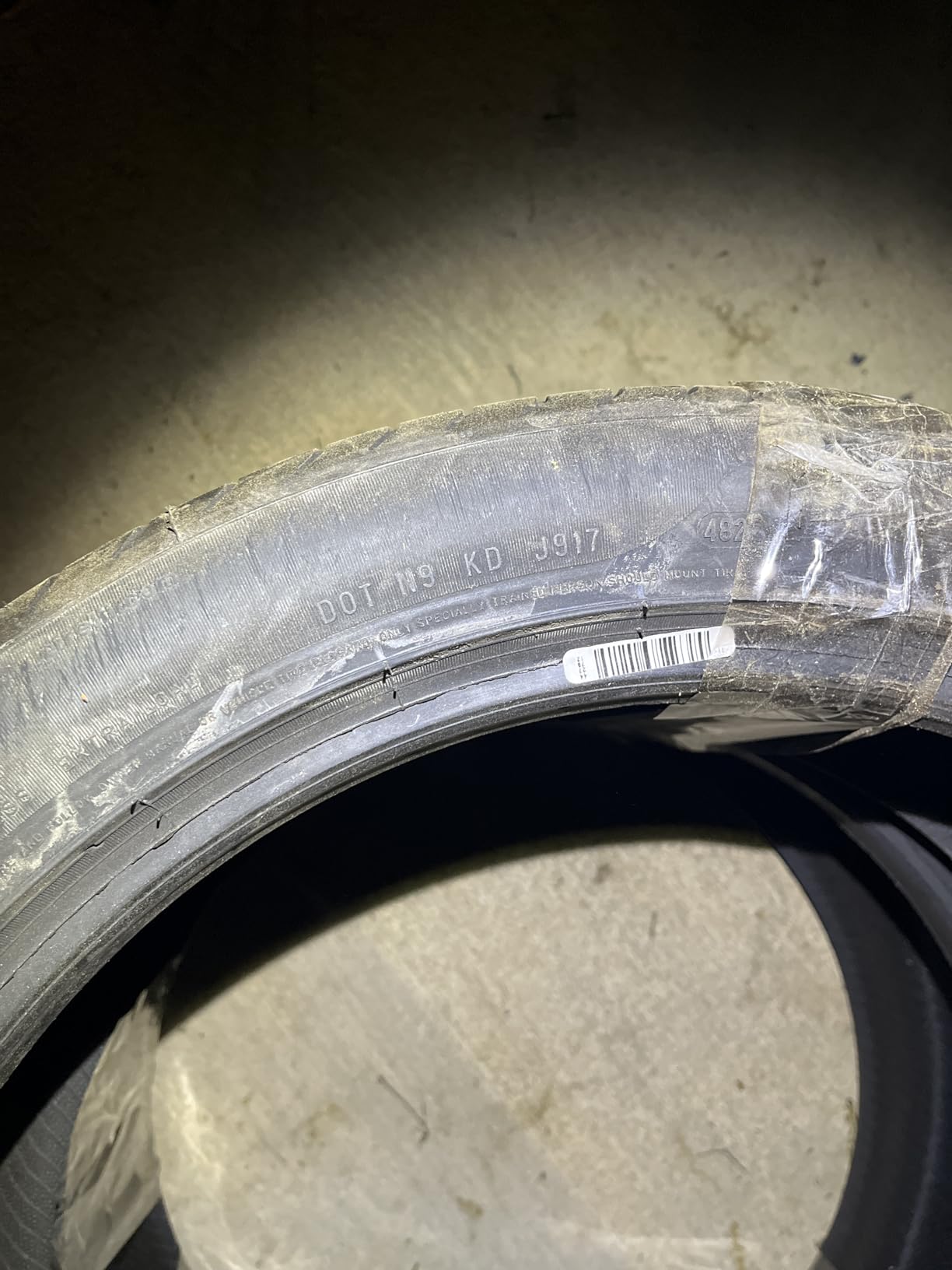 Pirelli P Zero 225/40R18 92W Passenger Tire customer photo 1