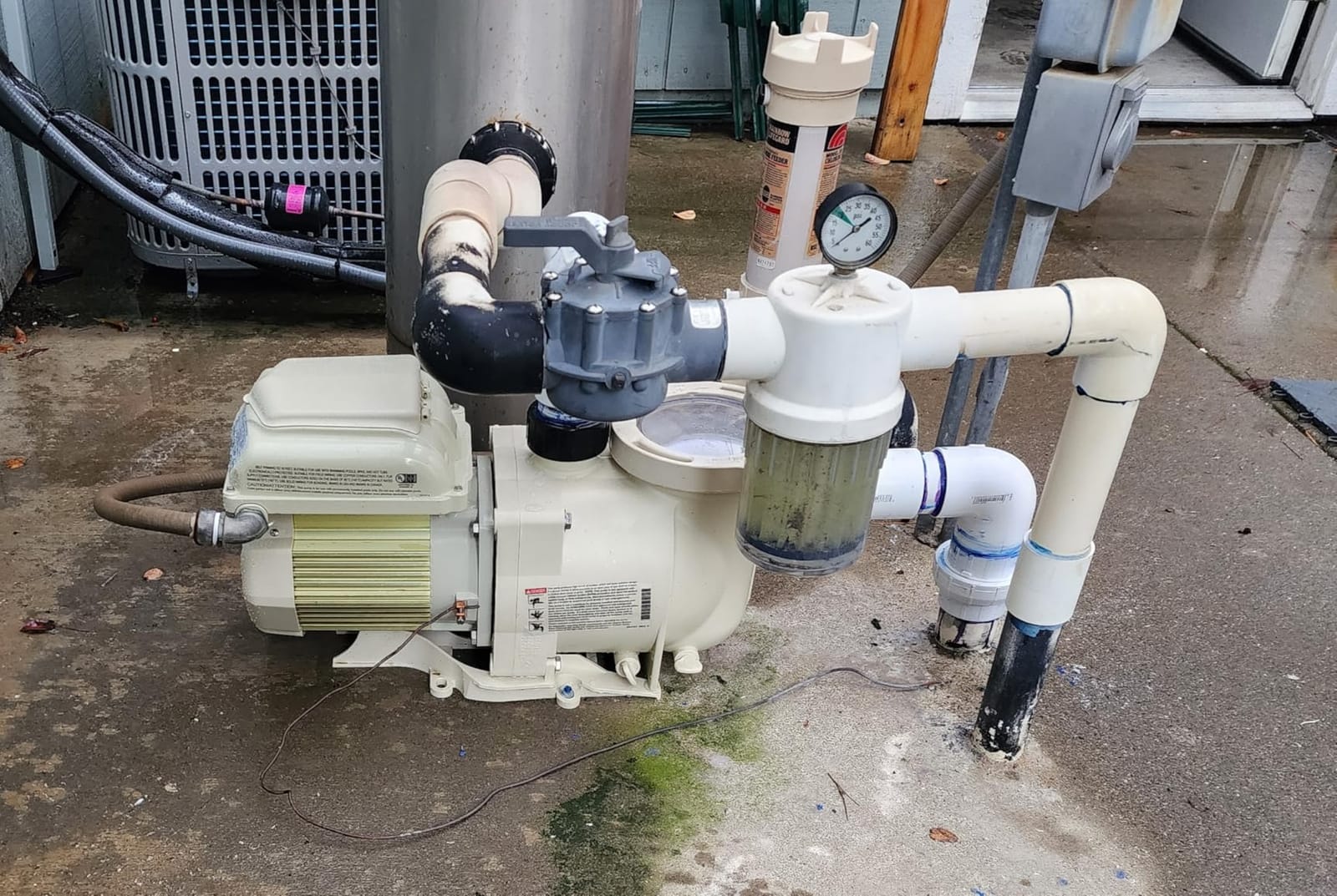 Pentair EC-342001 - SuperFlo VS Variable Speed Pool Pump, 1.5 HP customer photo 1