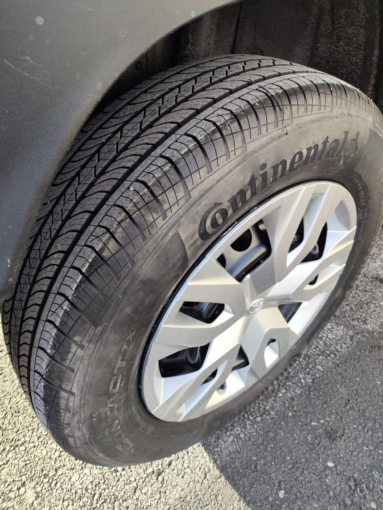 Continental ProContact TX All Season 235/60R18 103H Passenger Tire customer photo 2