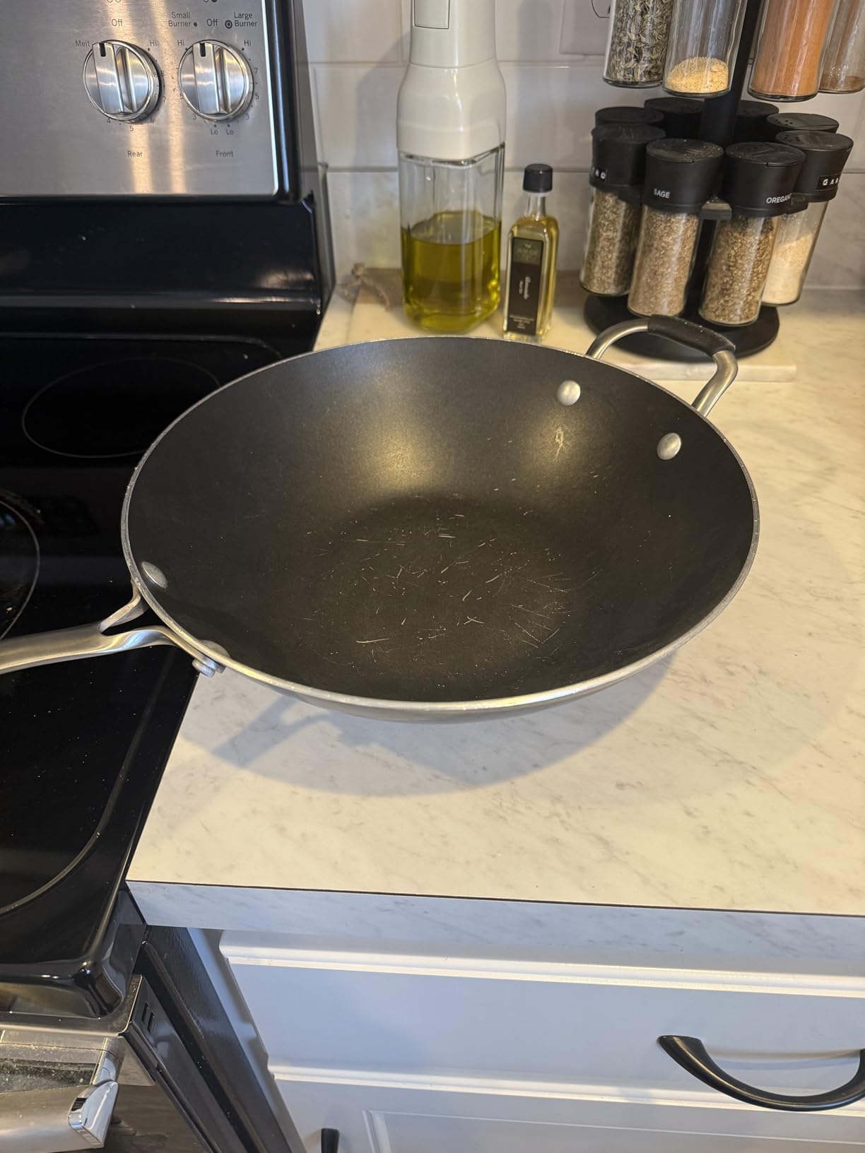 Calphalon Signature Hard-Anodized Nonstick Wok, 12