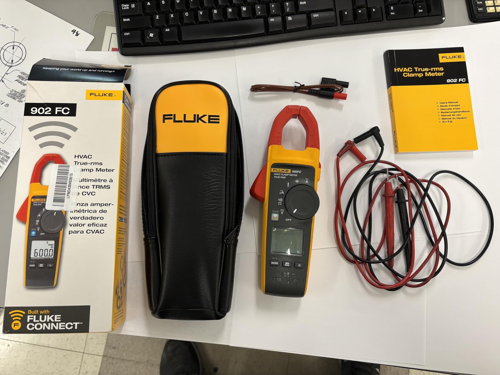 Fluke 902 FC HVAC True-RMS Clamp Meter customer photo 1
