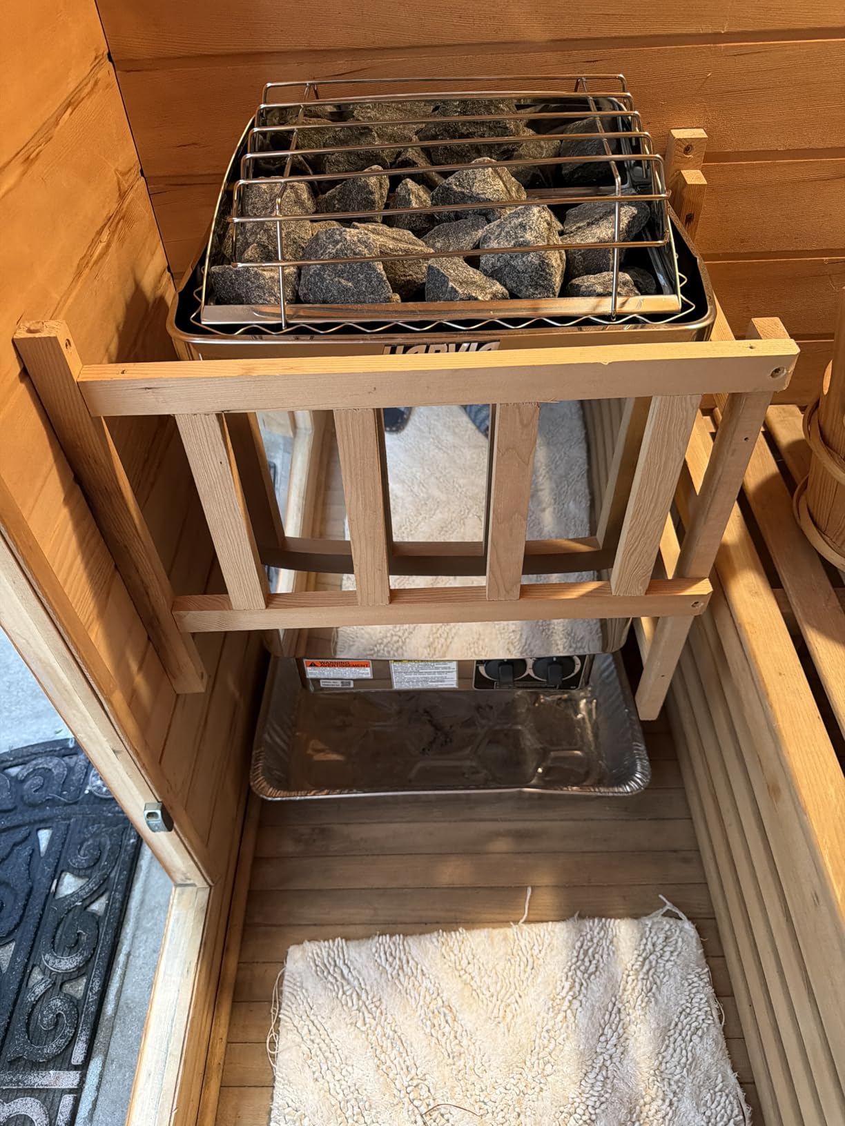 Harvia KIP 4.5KW, 240V-1PH Electric Sauna Heater With Built In Controls (Includes Sauna Stones) customer photo 1