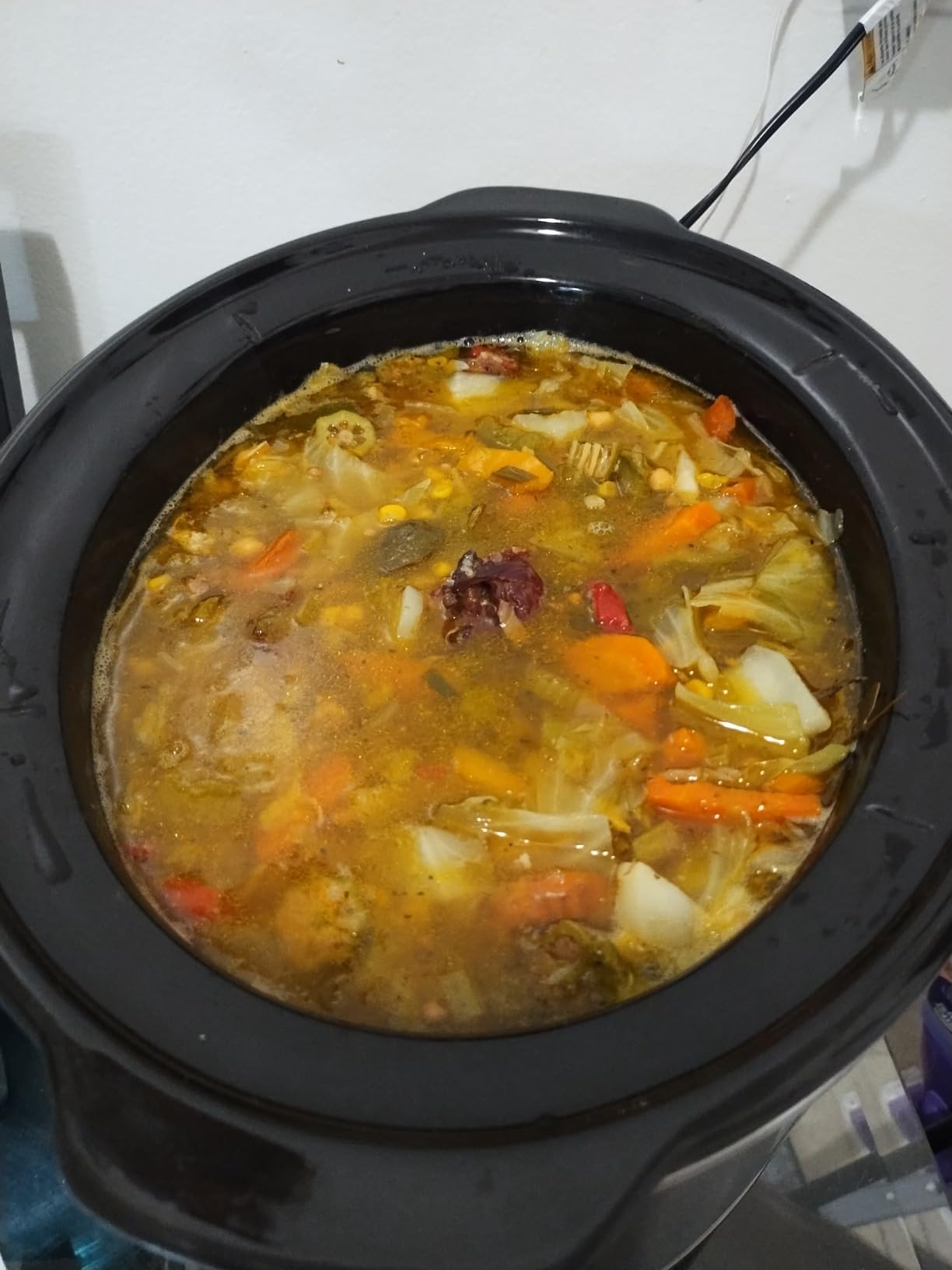 Elite Gourmet MST-900D Digital Slow Cooker, 8.5 Qt, Stainless Steel customer photo 1