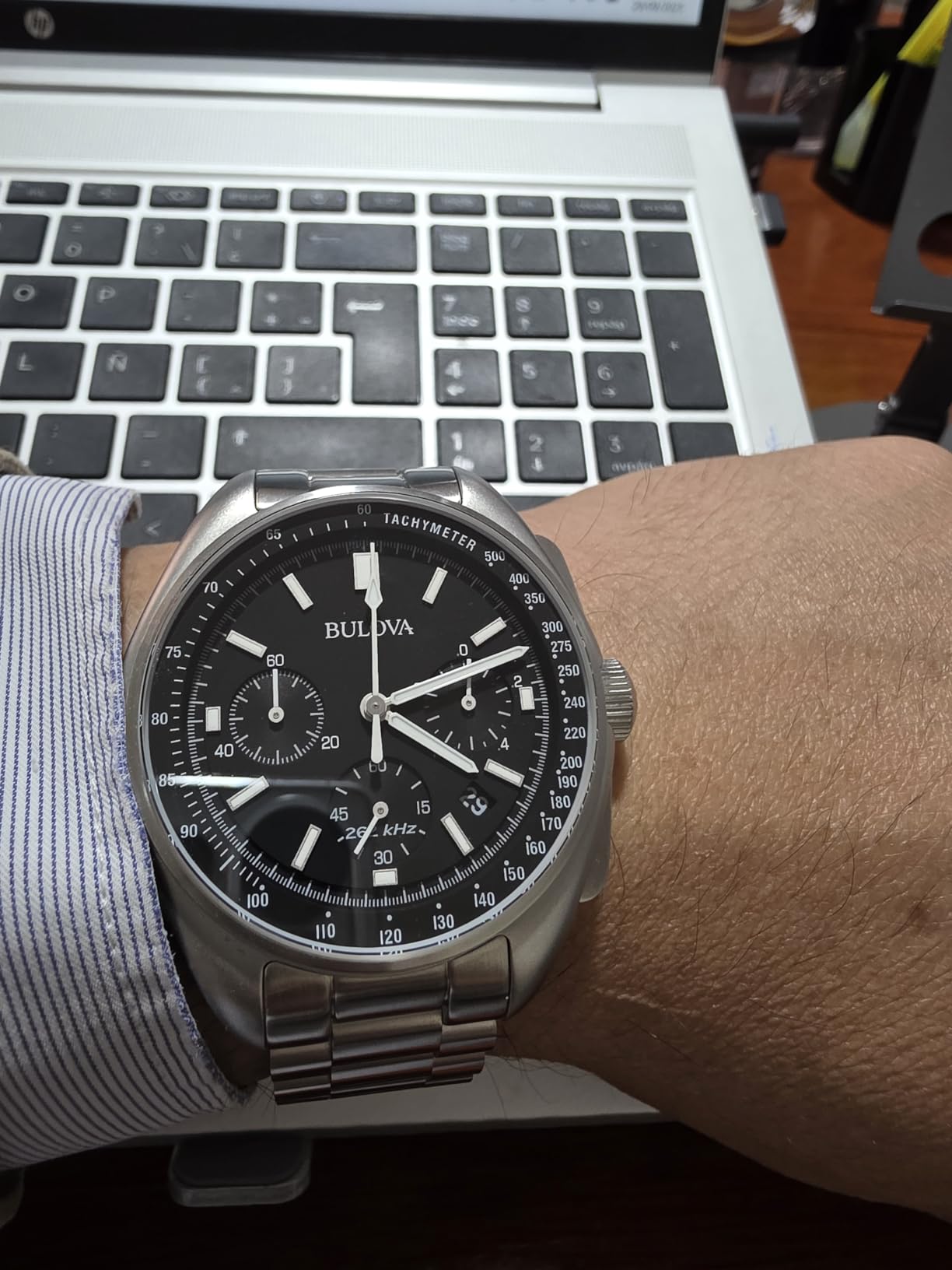 Bulova Men's Archive Series Lunar Pilot 6-Hand Chronograph High Performance Quartz Stainless Steel, Sapphire Crystal Style: 96B258 customer photo 2