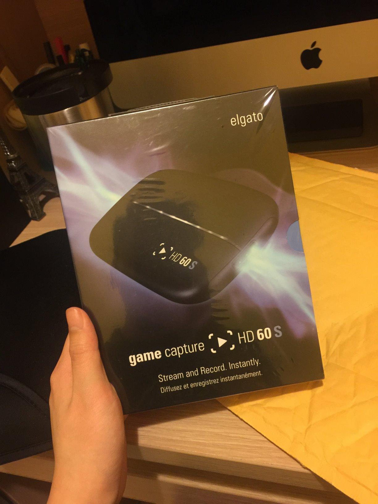 Elgato HD60 S, External Capture Card, Stream and Record in 1080p60 with ultra-low latency on PS5, PS4/Pro, Xbox Series X/S, Xbox One X/S, in OBS, Twitch, YouTube, works with PC/Mac customer photo 2