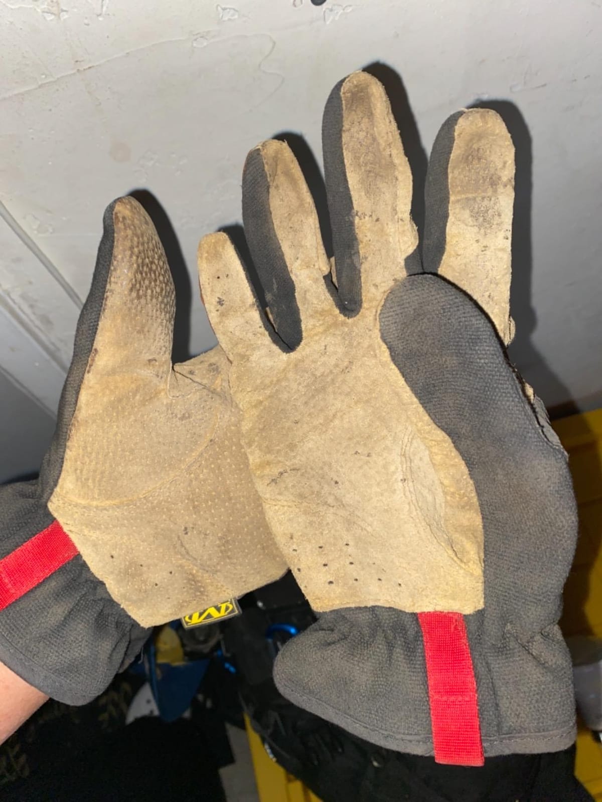 Mechanix Wear: Durahide Leather FastFit Work Glove with Elastic Cuff for Secure Fit customer photo 2