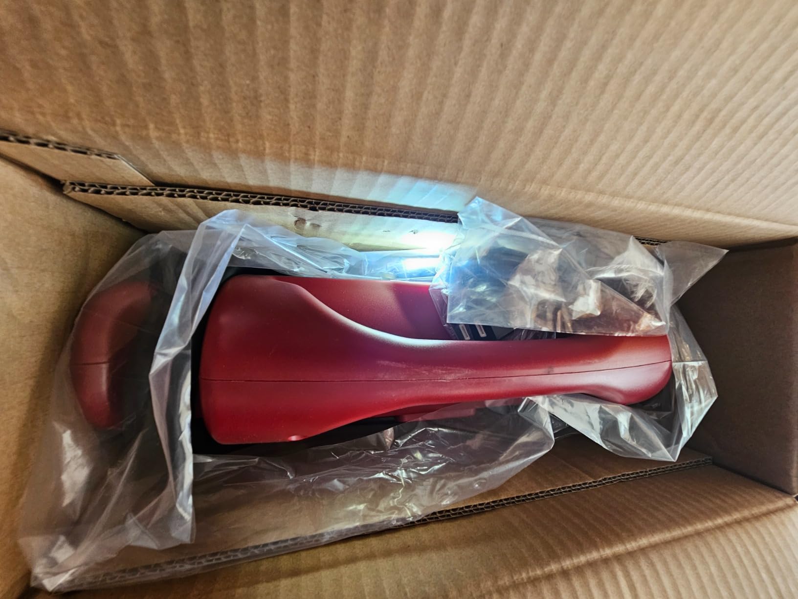 Clore Automotive Jump-N-Carry JNC770R 1700 Peak Amp Premium 12 Volt Jump Starter - Red customer photo 2