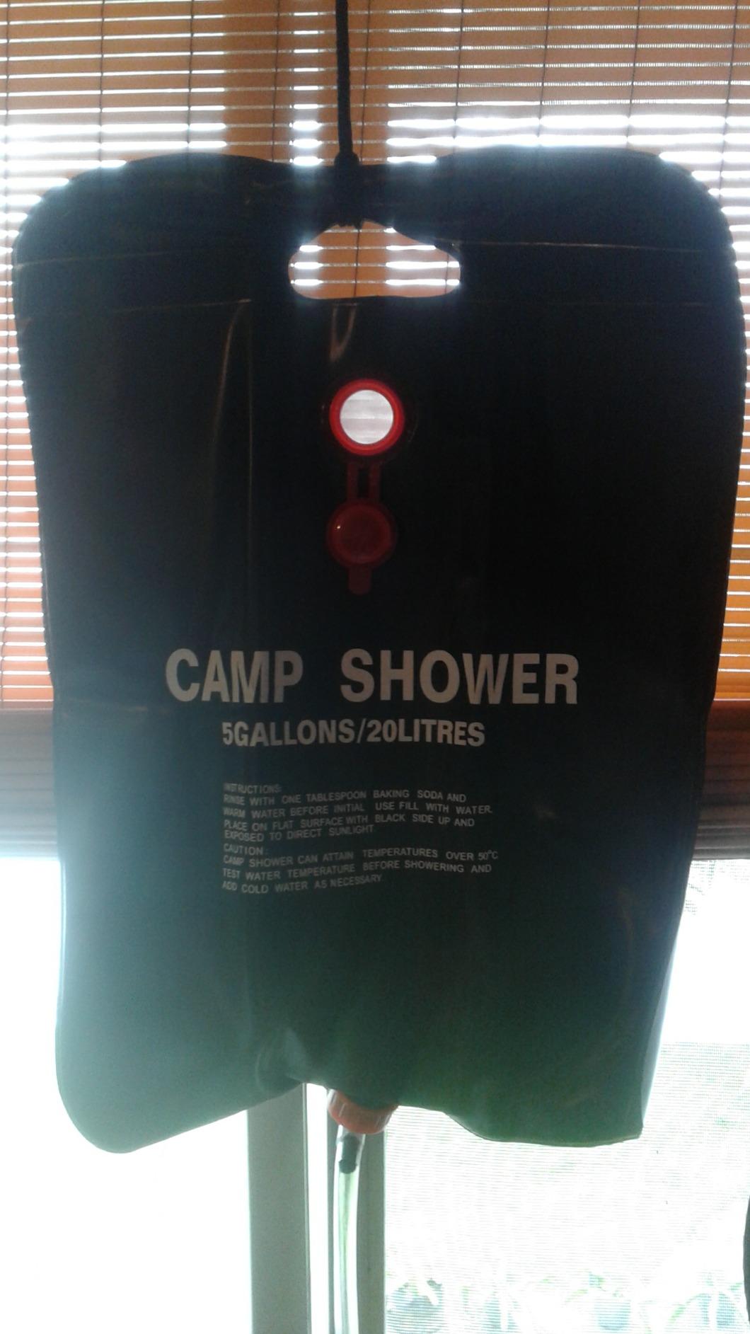 Solar Shower Bag, 5 gallons/20L Solar Heating Camping Shower Bag Temperature Indicator Hot Water 45°C Hiking Climbing C1004 customer photo 1