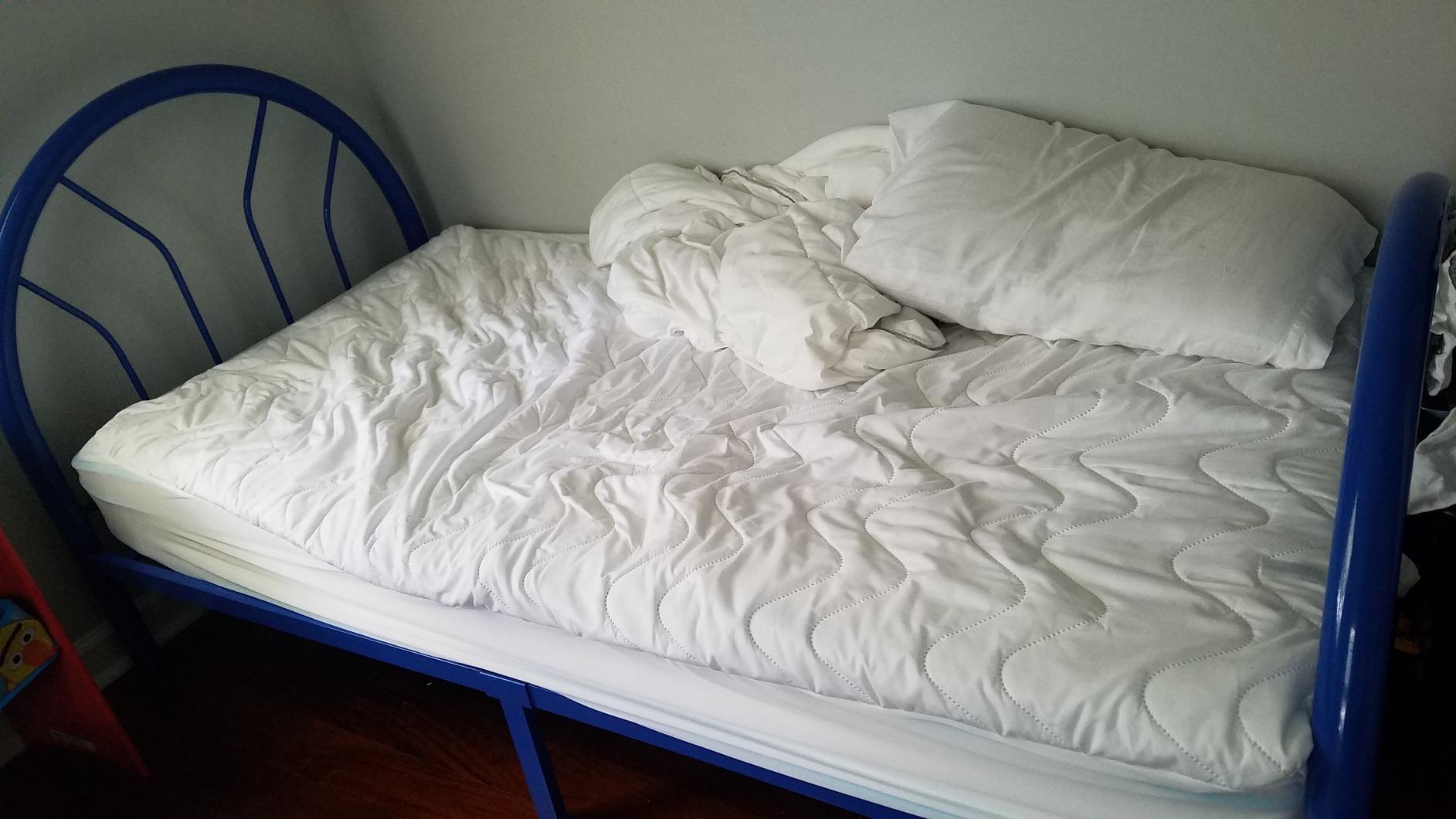 Linenspa 8 Inch Hybrid Mattress - Medium Firm Feel - Twin XL - Bed in a Box customer photo 1