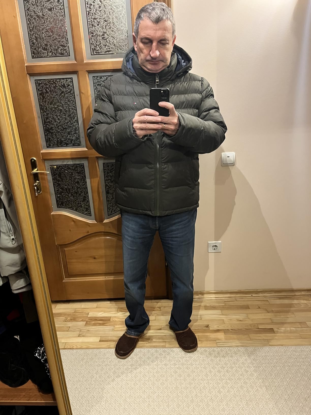 Tommy Hilfiger Men's Down Alternative Hooded Puffer Jacket (Standard and Big & Tall) customer photo 2