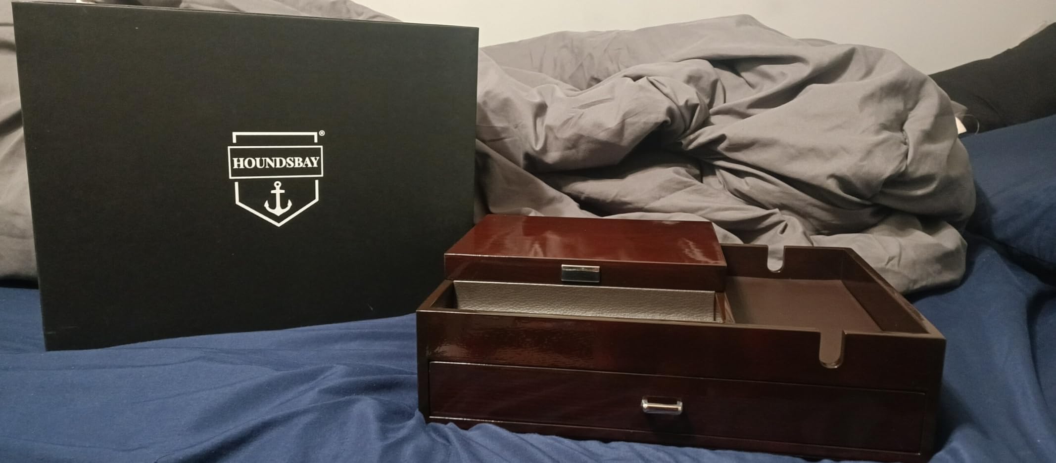 HOUNDSBAY Admiral Dresser Valet Box & Mens Jewelry Box Organizer with Large Smartphone Charging Station (Grey) customer photo 2
