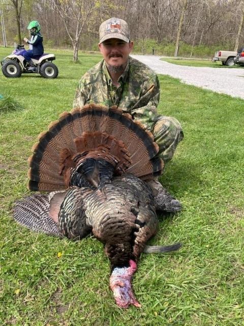 HUNTERS SPECIALTIES HS Strut Lite Flock Jake & Feeding Hen & Upright Hen Turkey Foldable Hollow Relaxed Body Realistic3-Pack Combo Set Decoys customer photo 2