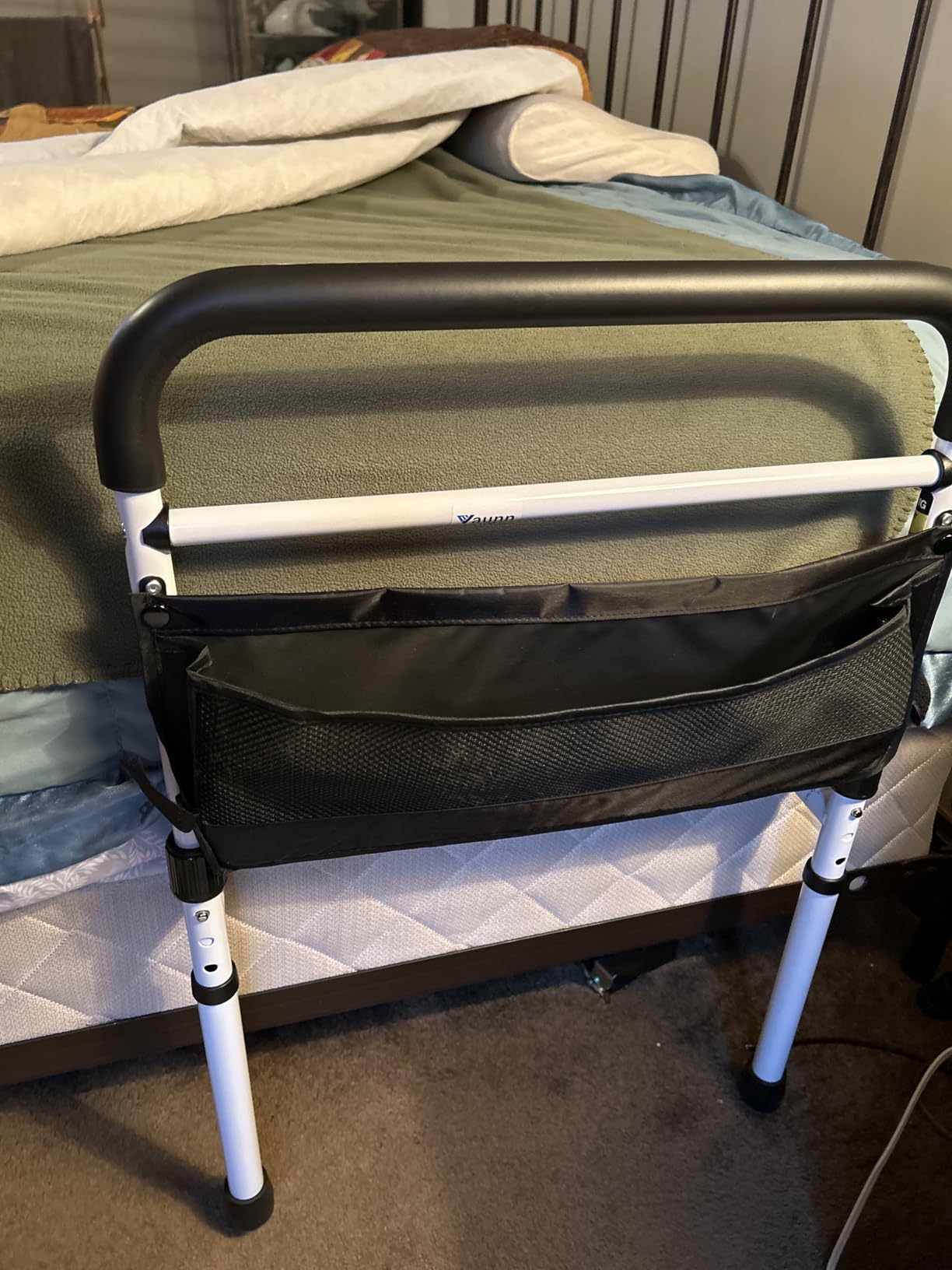 Vaunn Medical New Adjustable Bed Assist Rail Handle (Passed ASTM F3186–17 Safety Standard) and Hand Guard Grab Bar, Bedside Safety and Stability (Tool-Free Assembly) customer photo 2