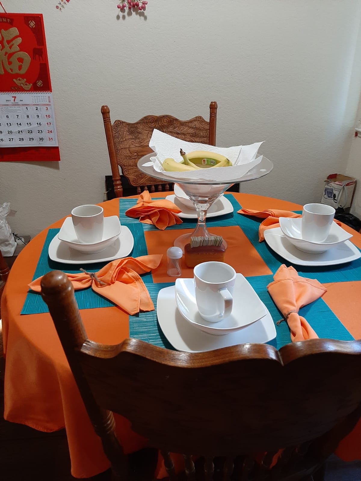 Gibson Home Amelia Court Porcelain Chip and Scratch Resistant Dinnerware set, Service for 4 (12pcs), White (Soft Square) customer photo 2