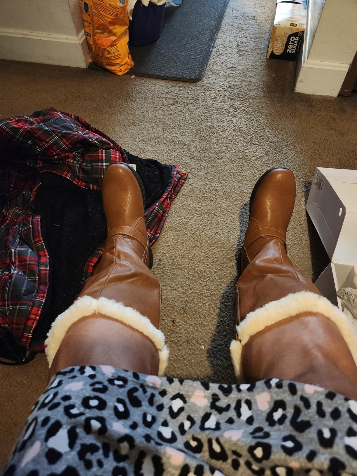 DREAM PAIRS Women's Knee High Boots Winter Warm Boots customer photo 1