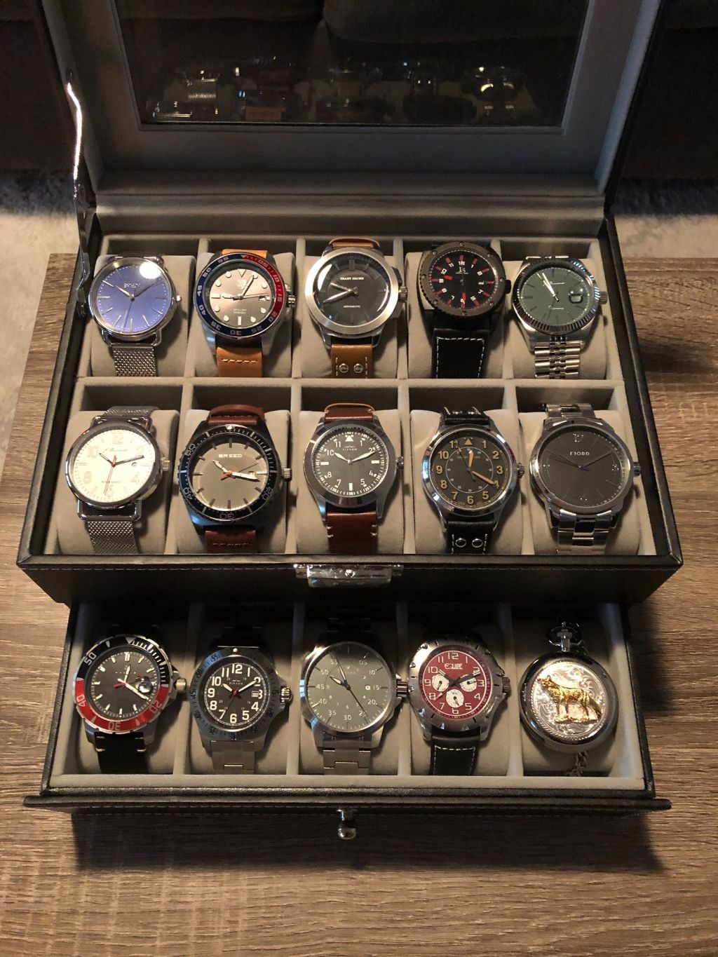 BEWISHOME Watch Case, 20-Slot Watch Box Organizer with Large Glass Lid customer photo 1