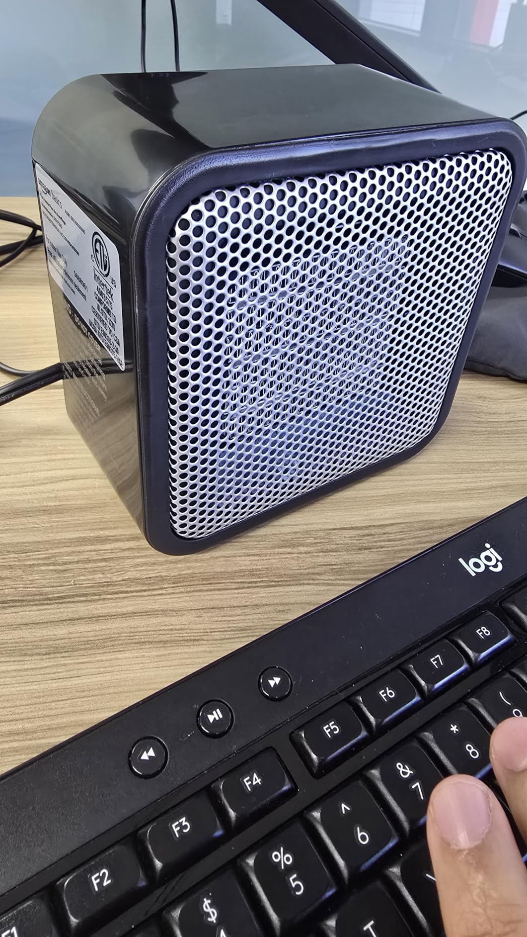 Amazon Basics Ceramic Portable Mini Space Heater for Office Desk, Indoor Use, Fast Heating, 500W, With Tip-Over Protection, Lightweight 1.4 lbs, Black, 5.87