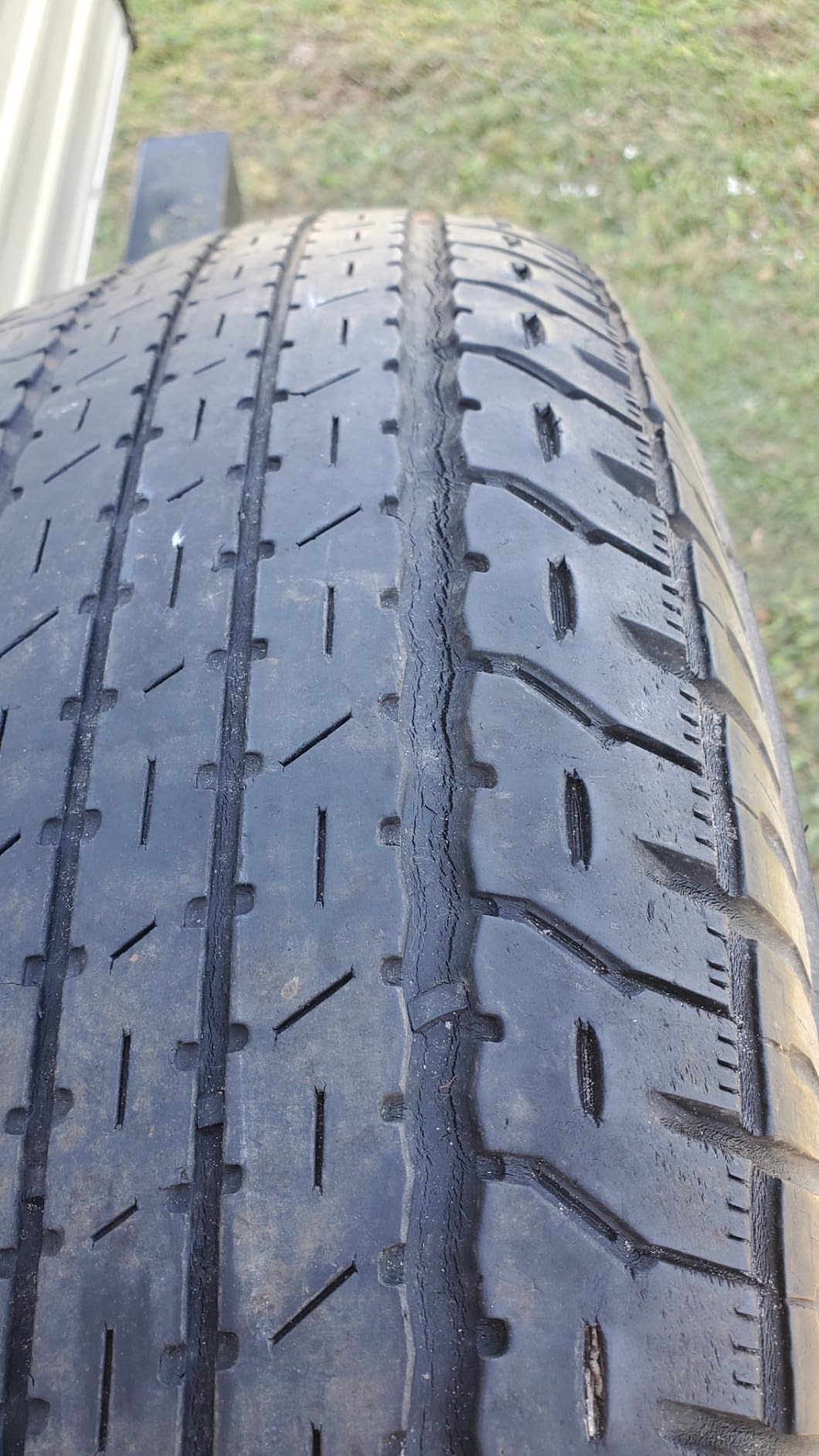 Goodyear Endurance all_ Season Radial Tire-225/75R15 117N customer photo 1