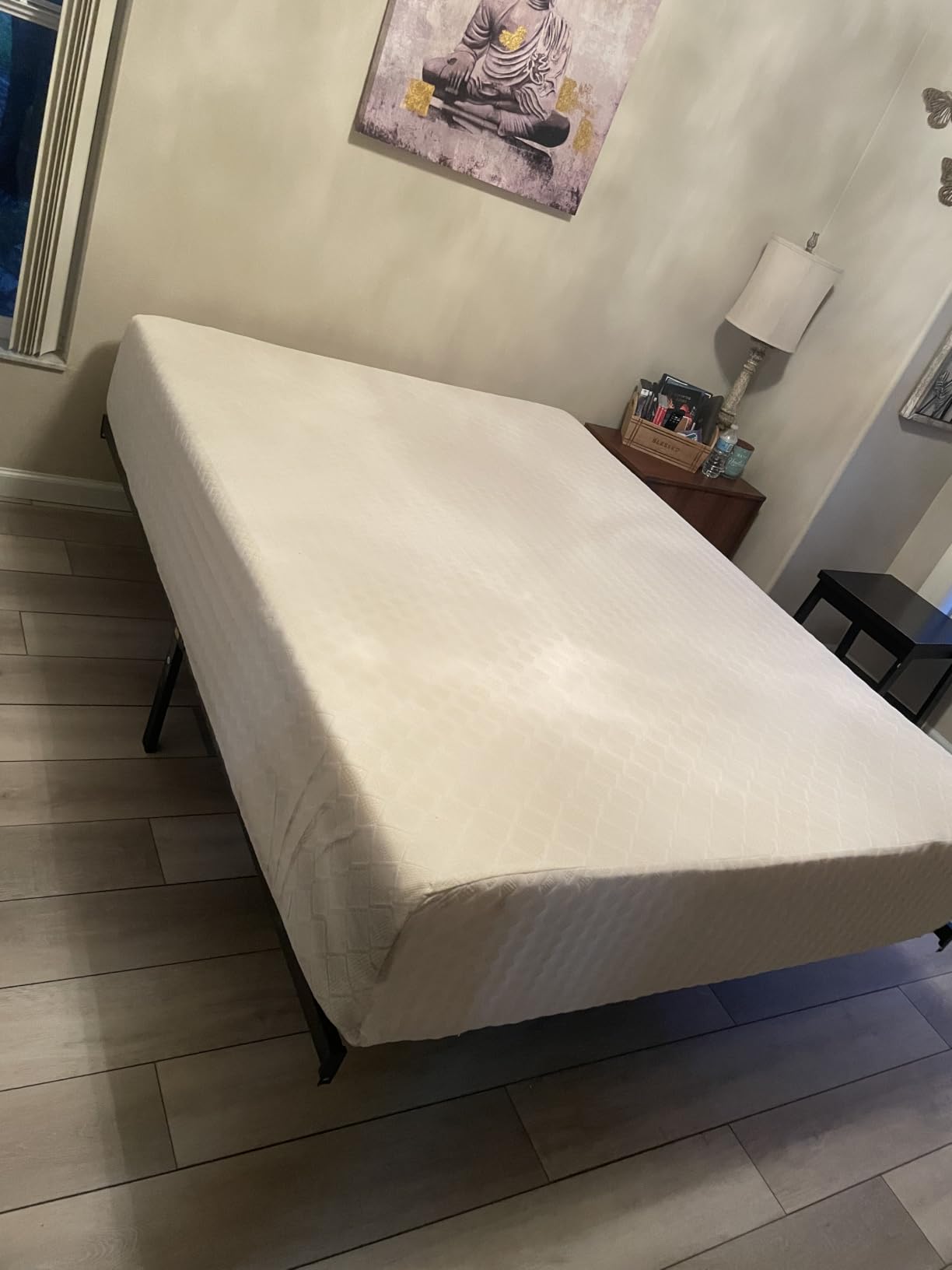 Signature Design by Ashley 12 Inch Memory Foam Queen Mattress in a Box customer photo 1