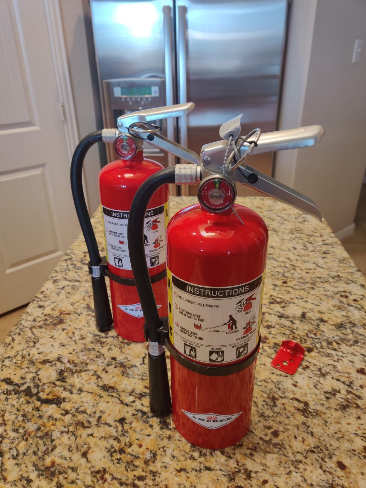 Amerex B500 5 lb ABC Fire Extinguisher 2-Pack for Home, Garage & Kitchen customer photo 2