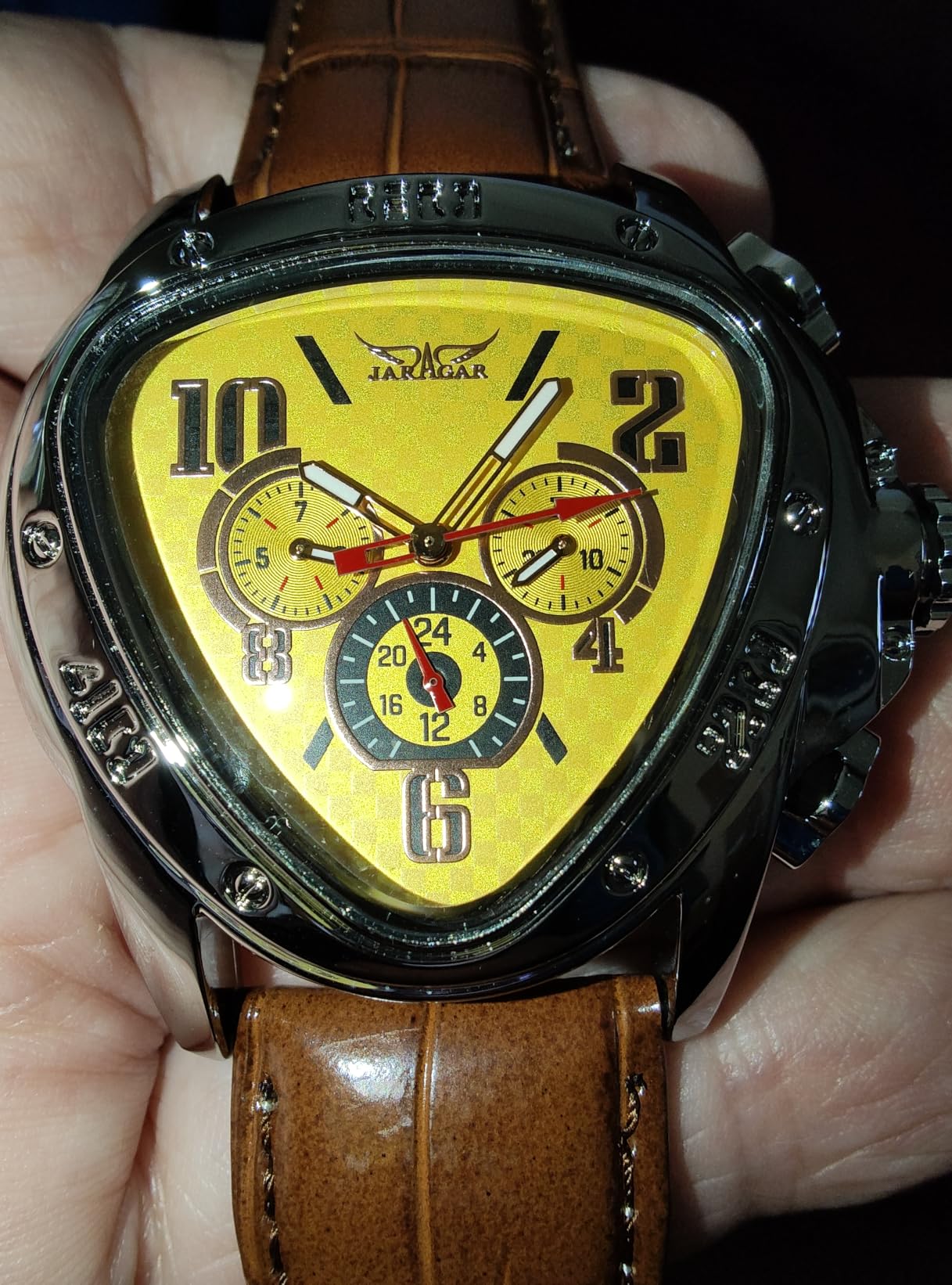 Winner Fashion Mechanical Wrist Watch Triangle Racing Dial, Waterproof Golden Skeleton Dial Automatic Movement Leather Design Mechanical Watch for Men customer photo 2