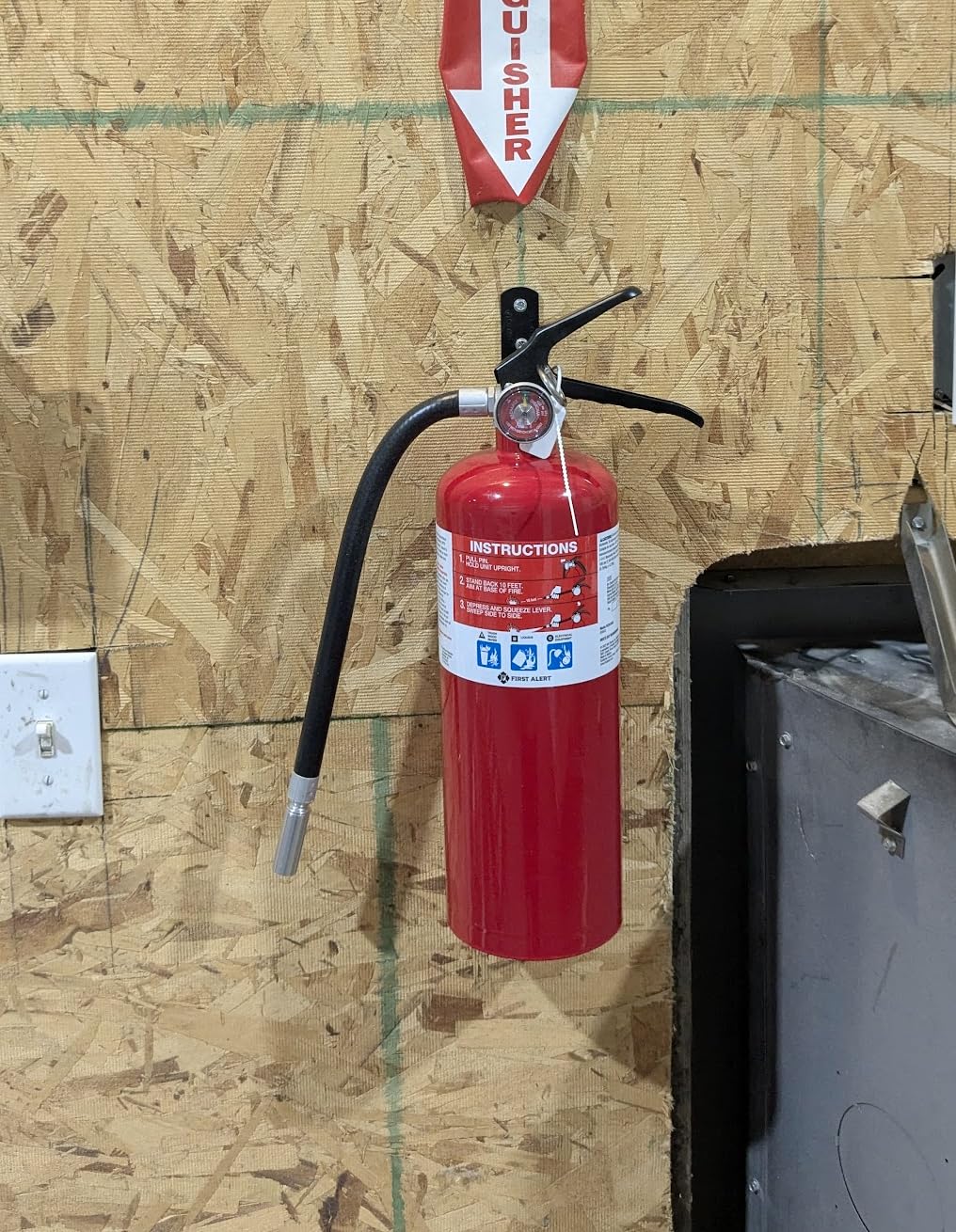 First Alert Fire Extinguisher, Heavy Duty for Home & Commercial Use customer photo 1