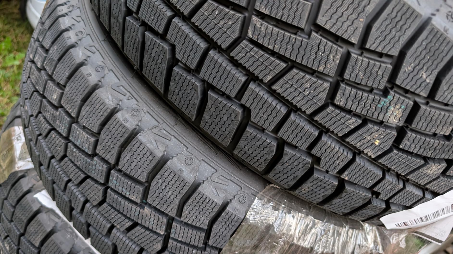 Cooper Discoverer True North Winter 245/70R17 110T Tire customer photo 2
