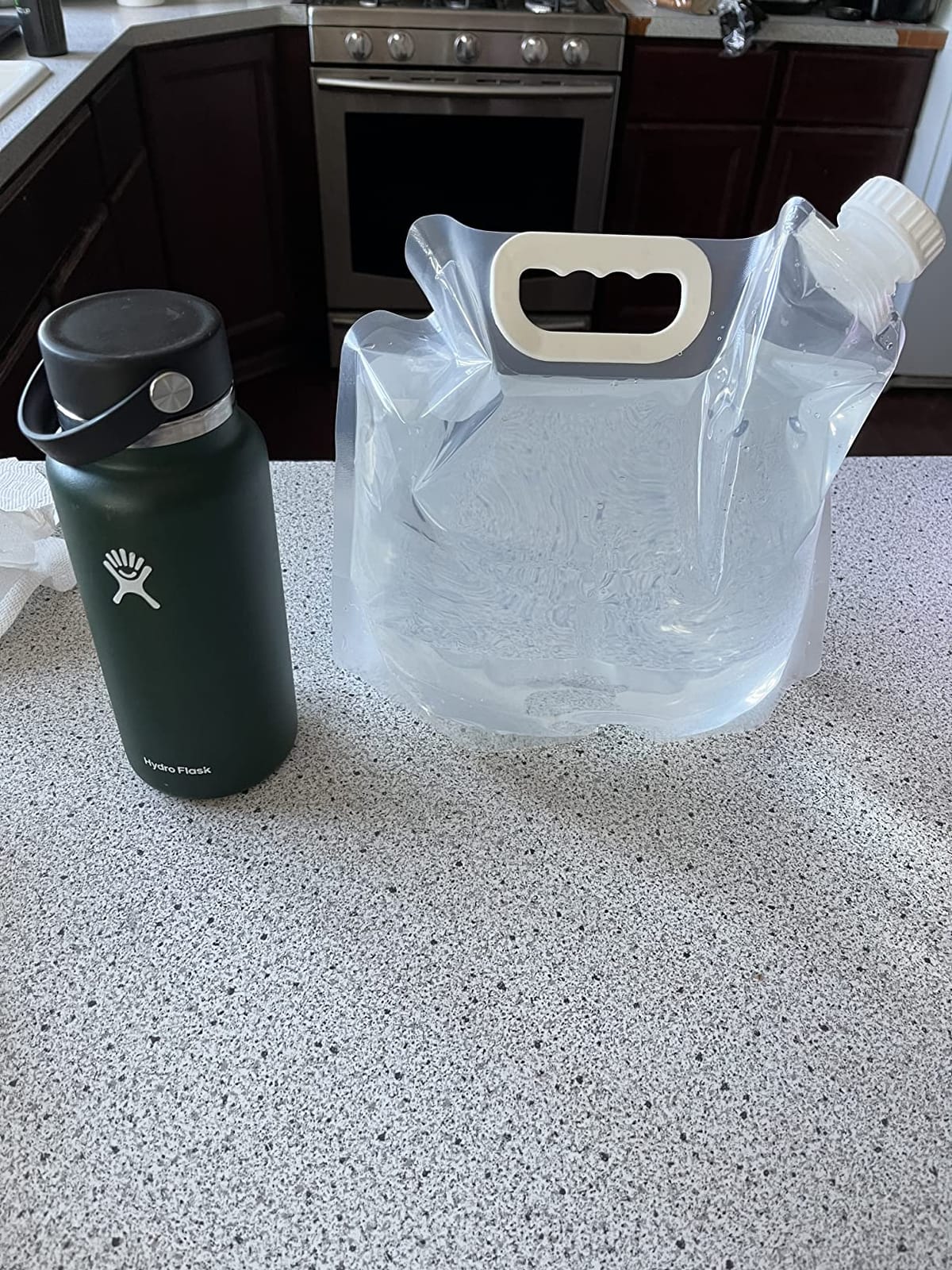 SUPANT Collapsible Emergency Water Jug Container Bag, Freezable, BPA Free Plastic Water Carrier Tank, Outdoor Folding Water Bag for Sport Camping Riding Mountaineer Backoacking, Food Grade customer photo 2