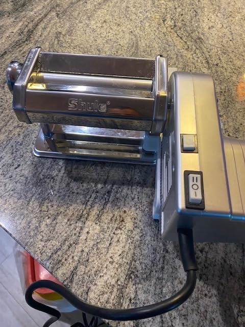 Shule Electric Pasta Maker with Motor, Hand Crank and Ravioli Roller customer photo 1