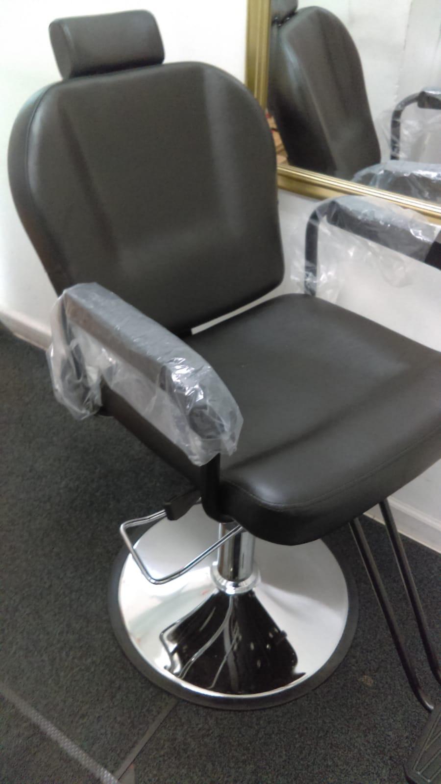 Shengyu Black Modern Recline Hydraulic Styling Barber Chair Hair Spa Beauty Salon Equipment customer photo 1
