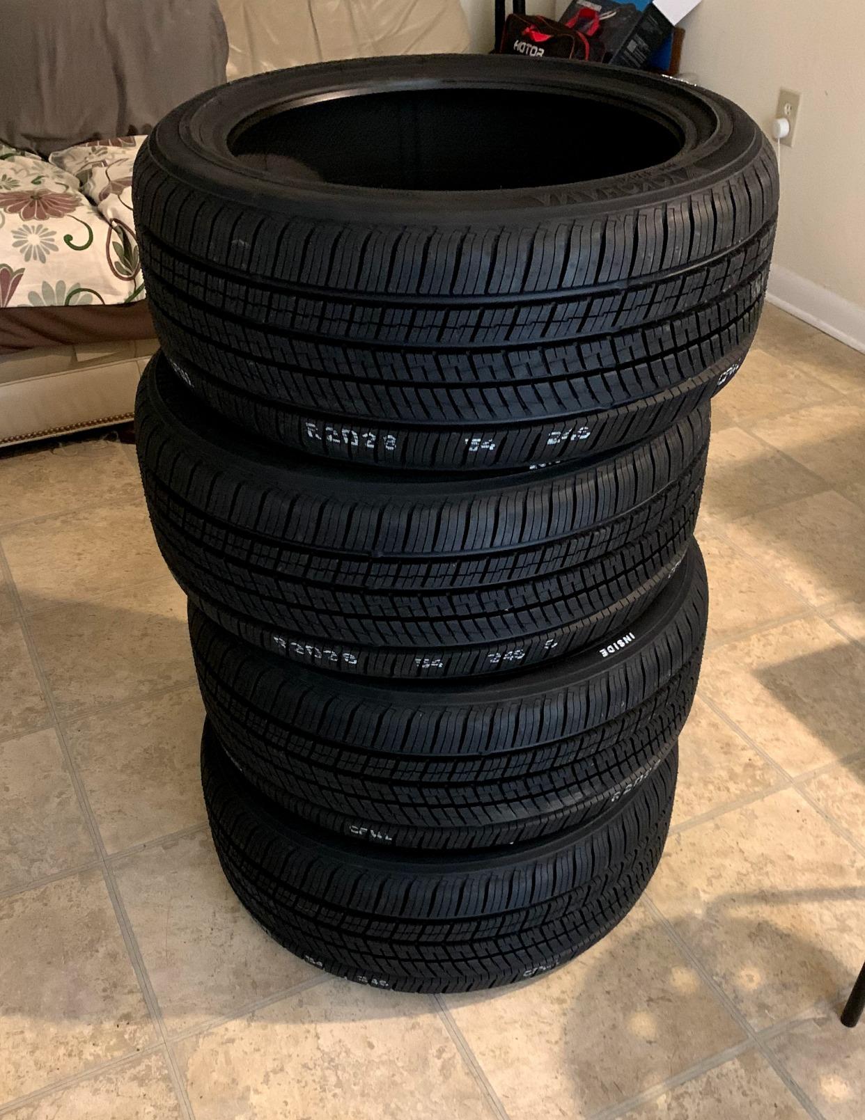 Yokohama AVID ASCEND GT Touring Radial Tire-225/55R18 97H customer photo 2