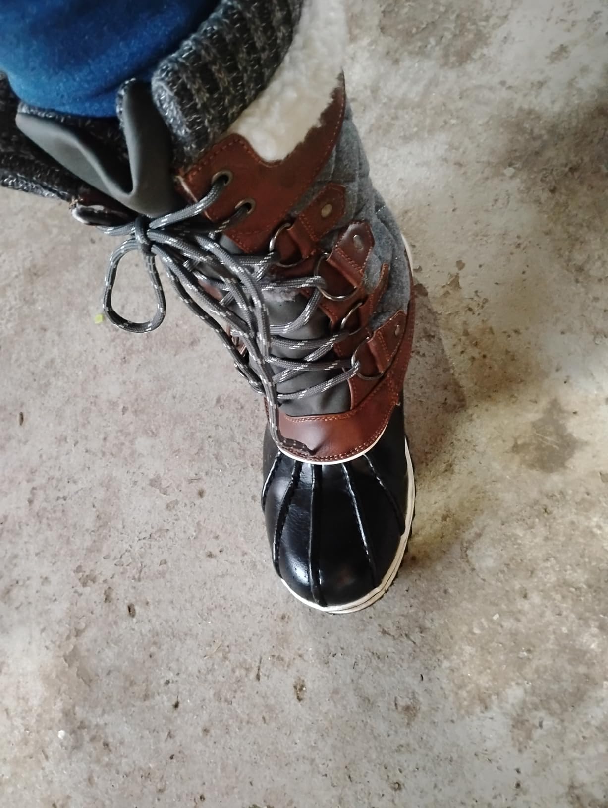 DREAM PAIRS Women's Waterproof Winter Snow Boots customer photo 2