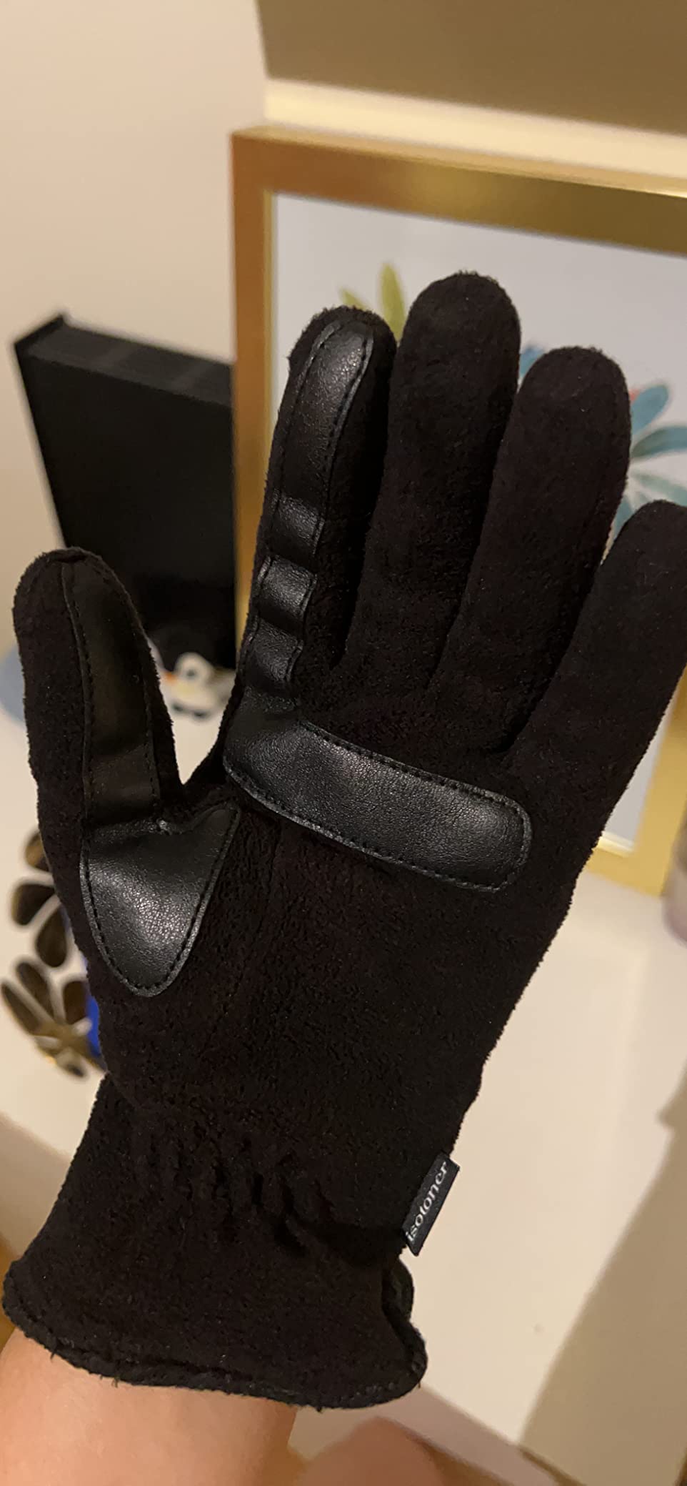 isotoner womens Stretch Fleece Gloves With Microluxe Lining and Smart Touch Technology customer photo 2