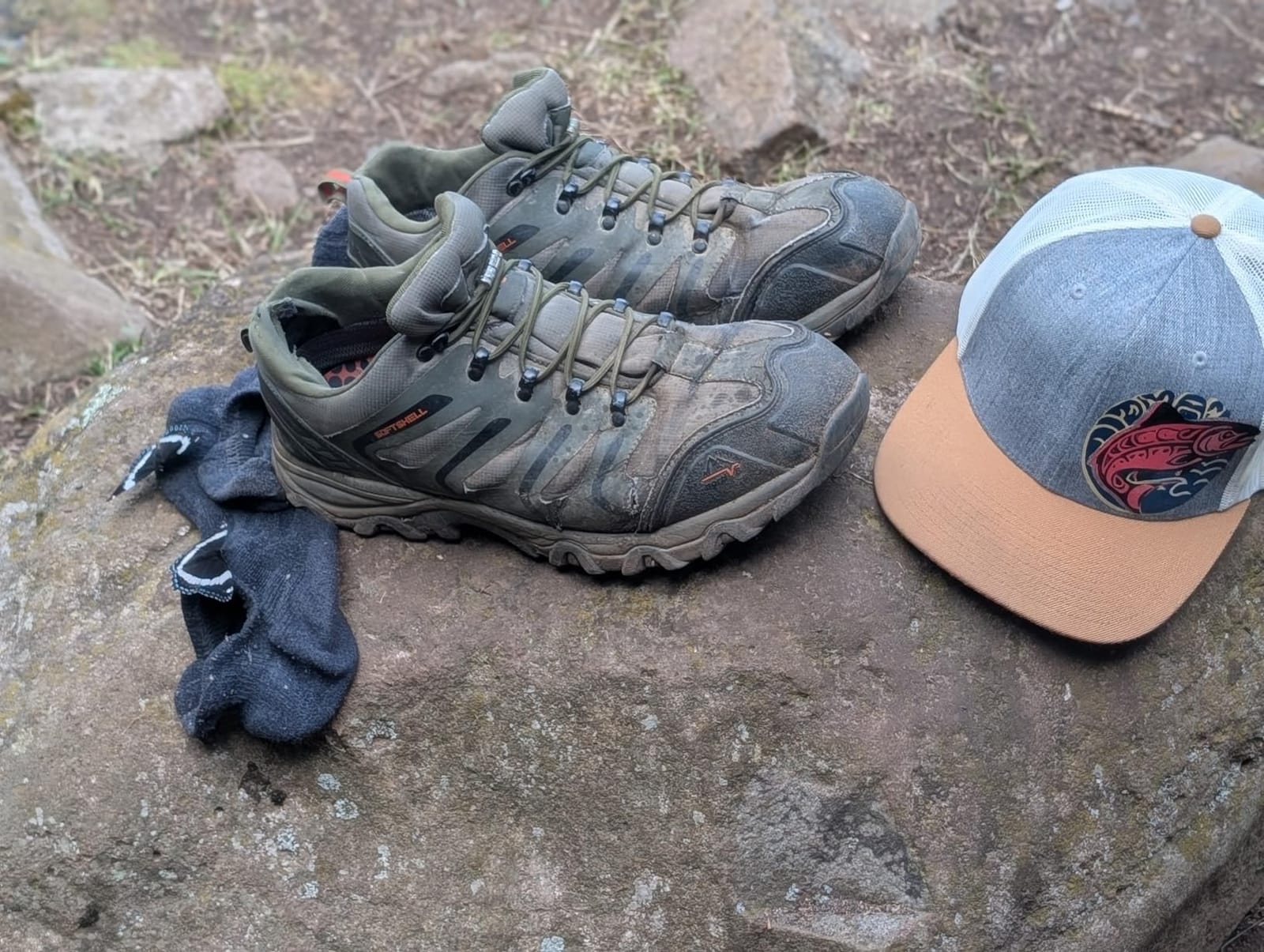 NORTIV 8 Men's Low Top Waterproof Hiking Shoes customer photo 1