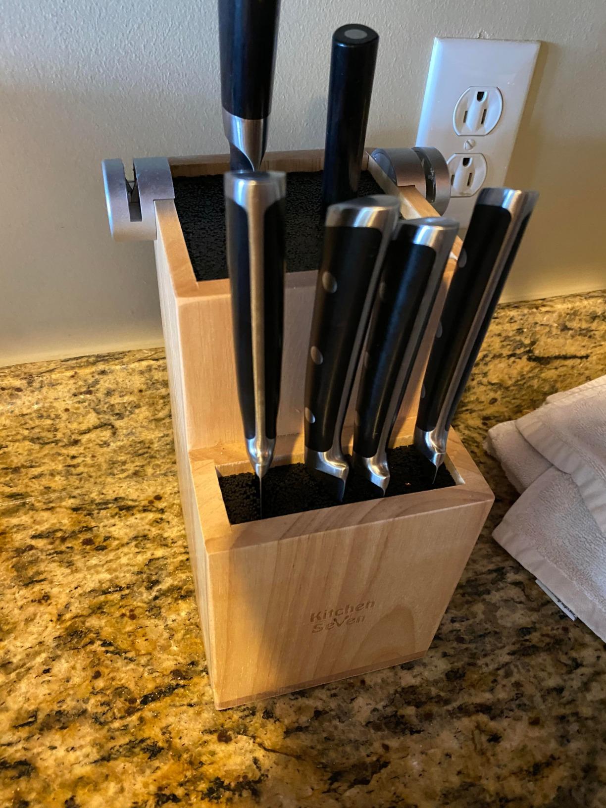 Bamboo Universal Knife Block - Knife Holder with 2 Built-In Knife Sharpeners - 2-Tiered Modern Knife Storage Up to 16 Large and Small Knives Easy Clean Wooden Knife Organizer by Kitchen Seven customer photo 1