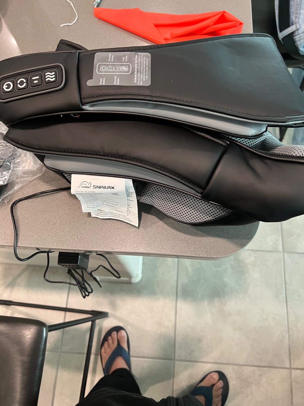 Snailax Cordless Shiatsu Neck and Shoulder Massager with Heat customer photo 1