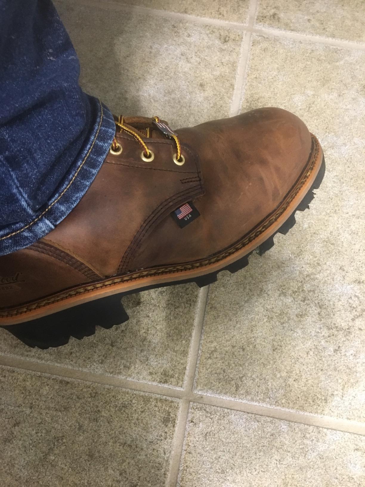 Thorogood Logger Series 9” Waterproof Insulated Steel Toe Work Boots for Men - Premium Leather with 400g Thinsulate and Vibram Slip-Resistant Heel Outsole customer photo 2