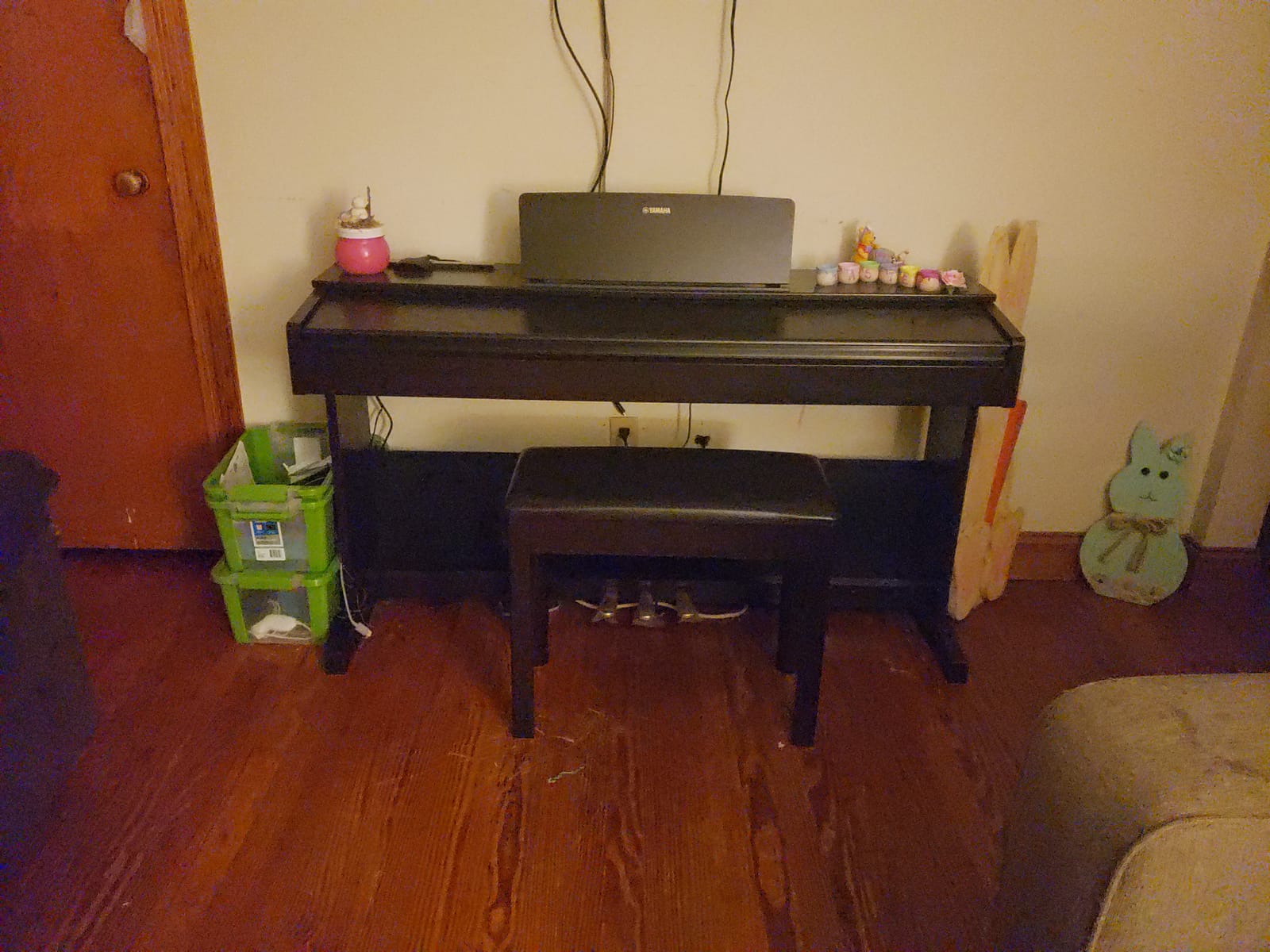Yamaha YDP103 Arius Series Piano with Bench, Black Walnut customer photo 1