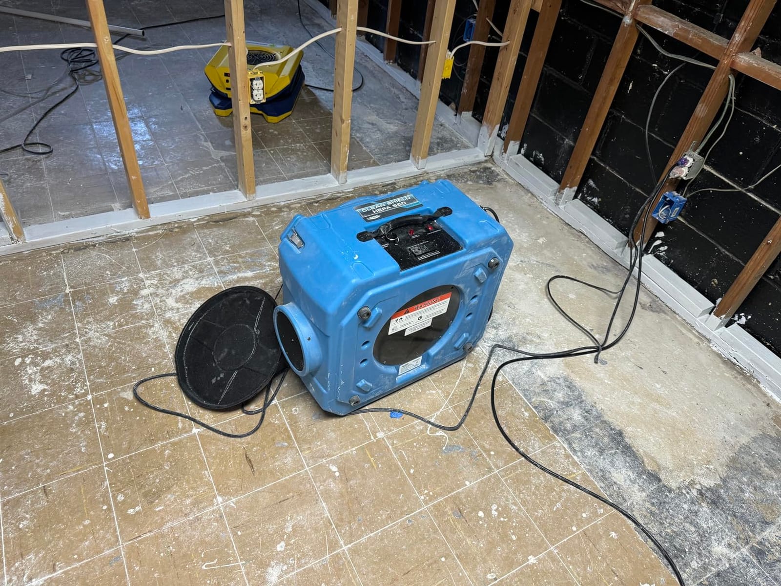 ALORAIR Air Scrubber with 3 Stage Filtration, Clean Shield Hepa 550, Blue customer photo 1