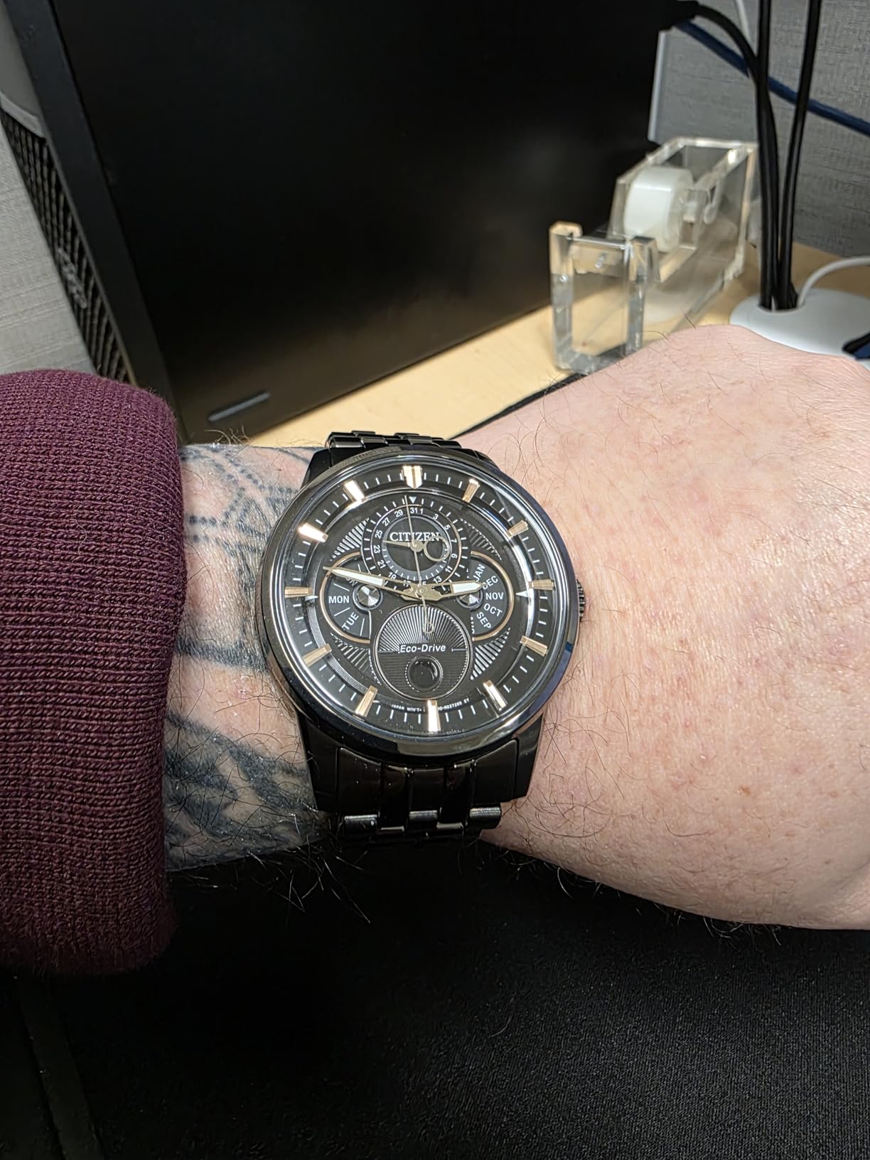 Citizen Men's Classic Calendrier Eco-Drive Watch, Moonphase Indicator, Month, Day and Date customer photo 2