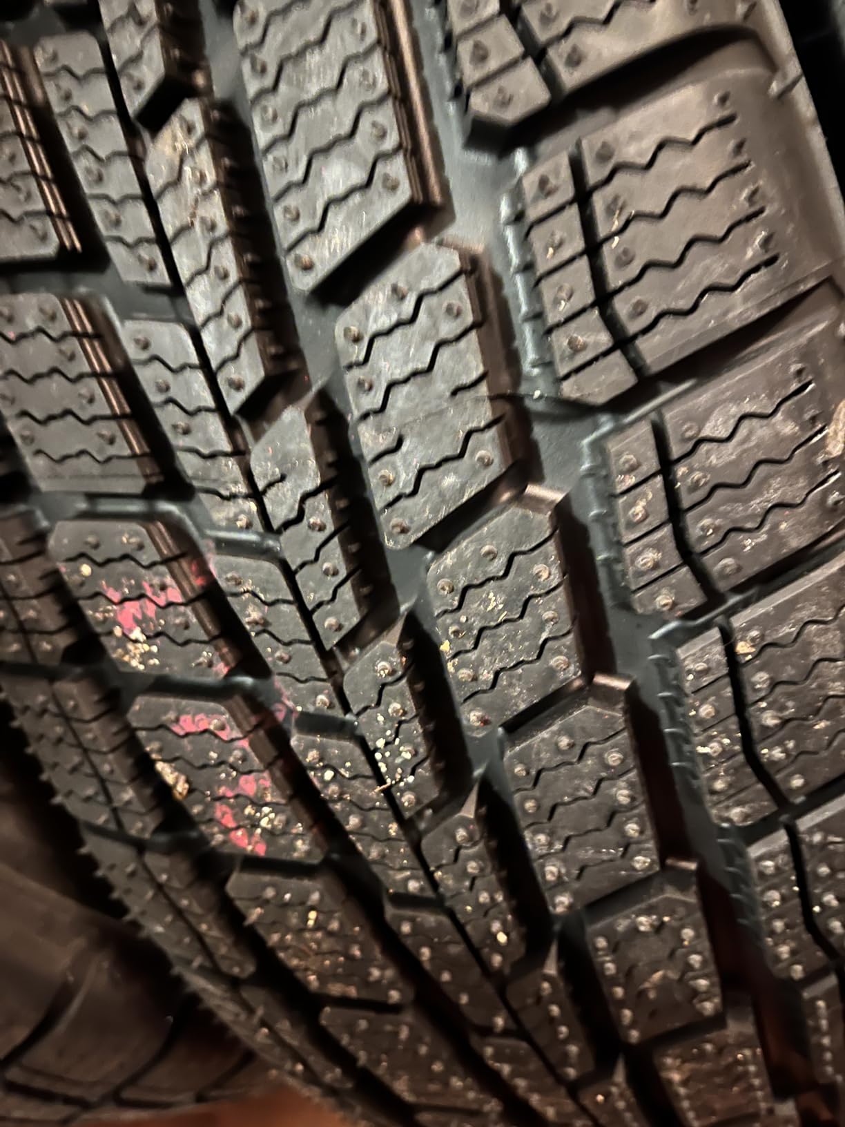 Firestone Weathergrip All-Weather Touring Tire 235/50R18 97 V customer photo 1