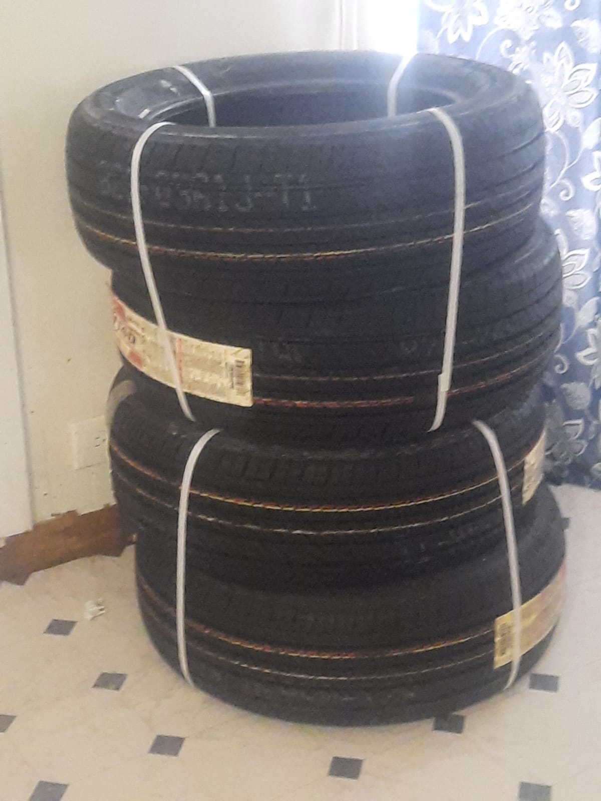 Firestone FT140 All-Season Touring 205/55R16 91 H customer photo 2