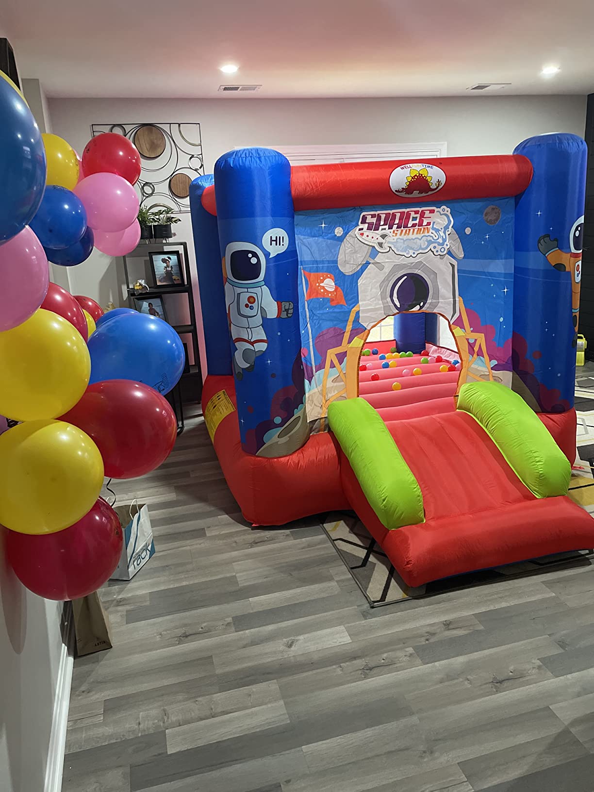 WELLFUNTIME Inflatable Bounce House, Bouncy Castle Slide with Blower customer photo 1